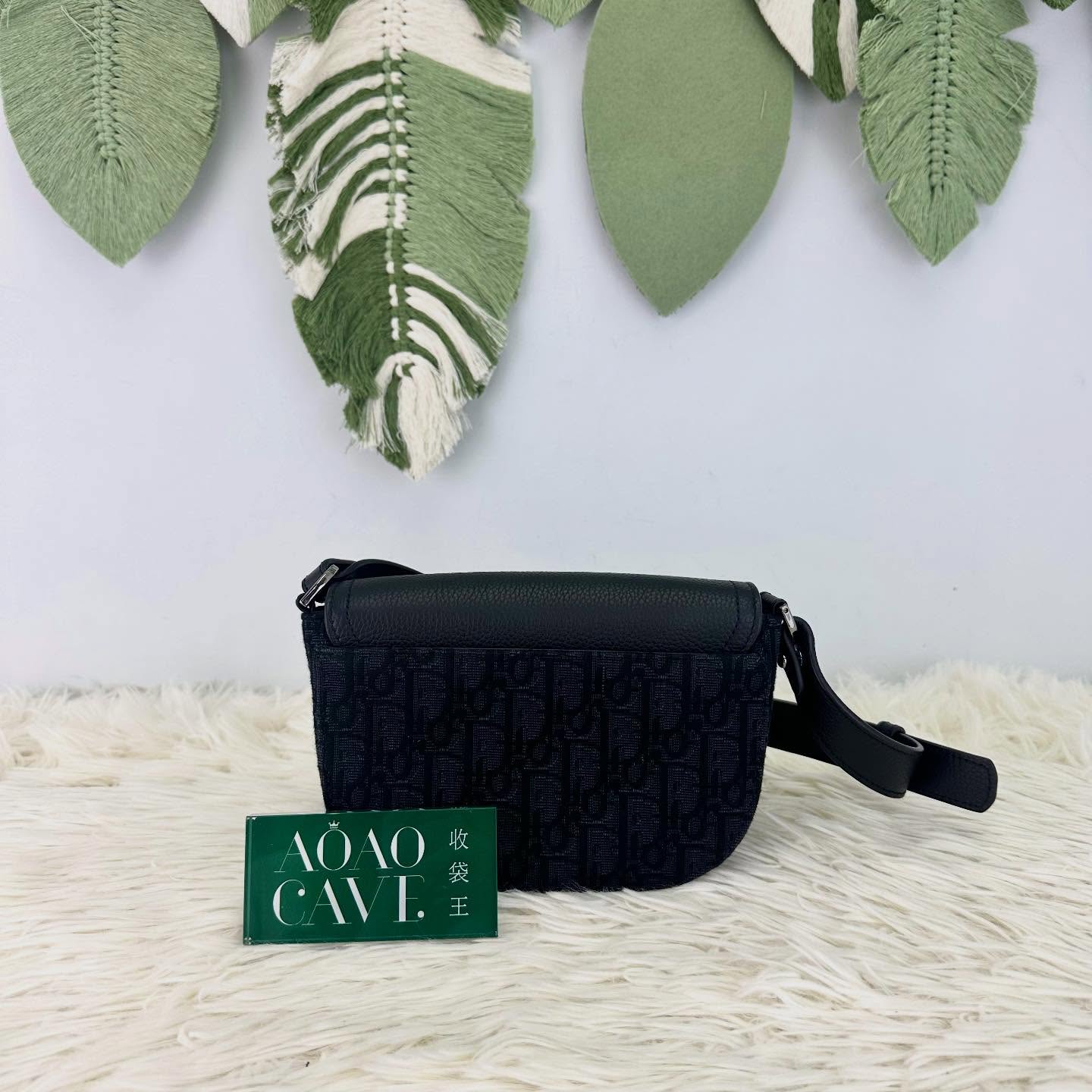 DIOR 🤍PRE OWNED Saddle 黑色老花郵差包 2025年 全套有單🖤