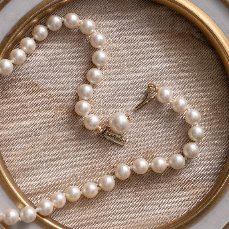 Vintage C.a. 1980s American Marvella Faux Pearl Necklace with Scrollwork Grape Pearl Charm (MW195)