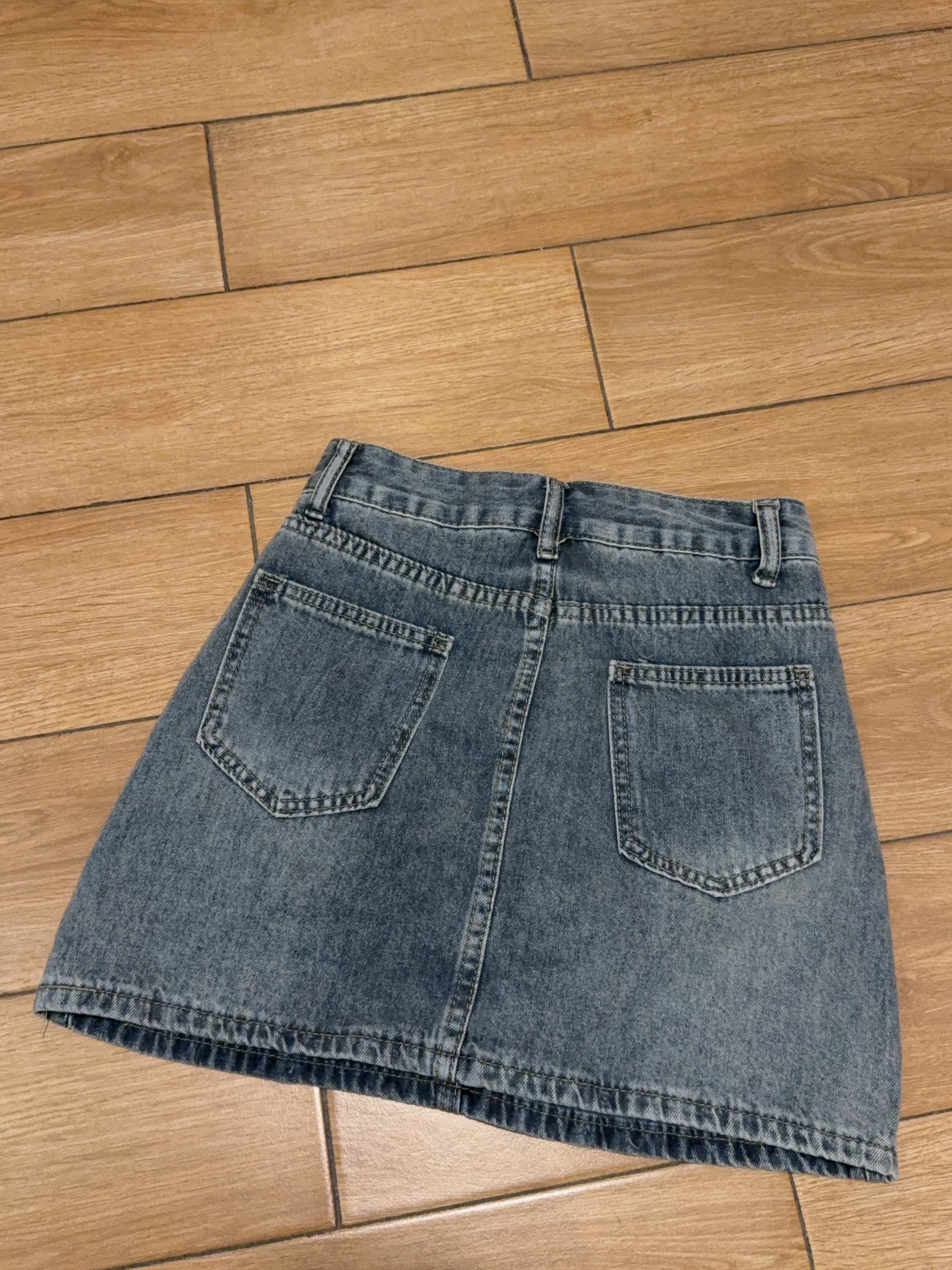 简约高腰A字牛仔半身短裙R2987