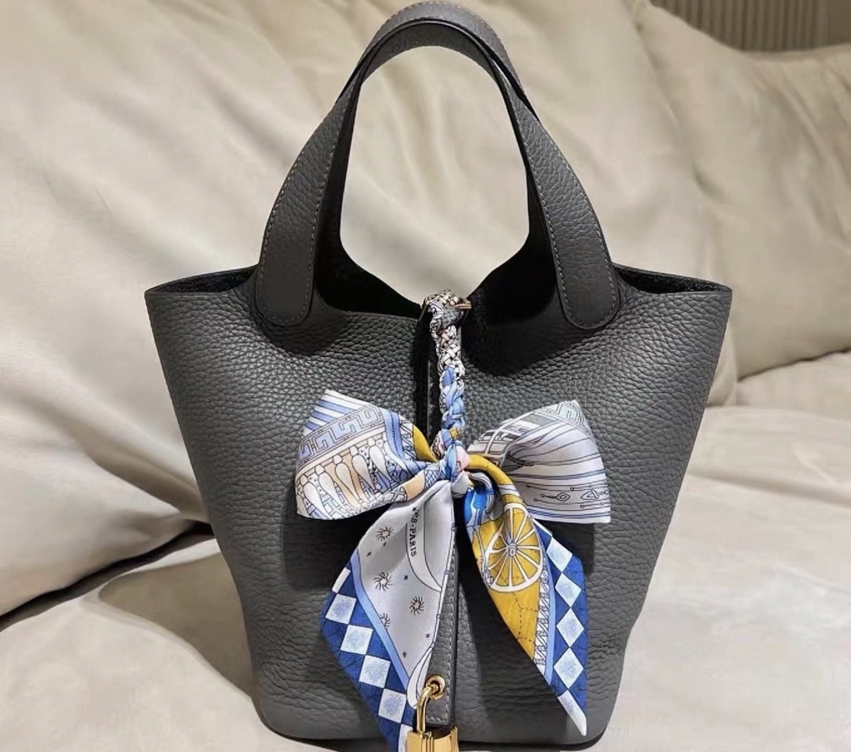 Hermes🤍PRE OWNED 🖤奇珍異寶Twilly