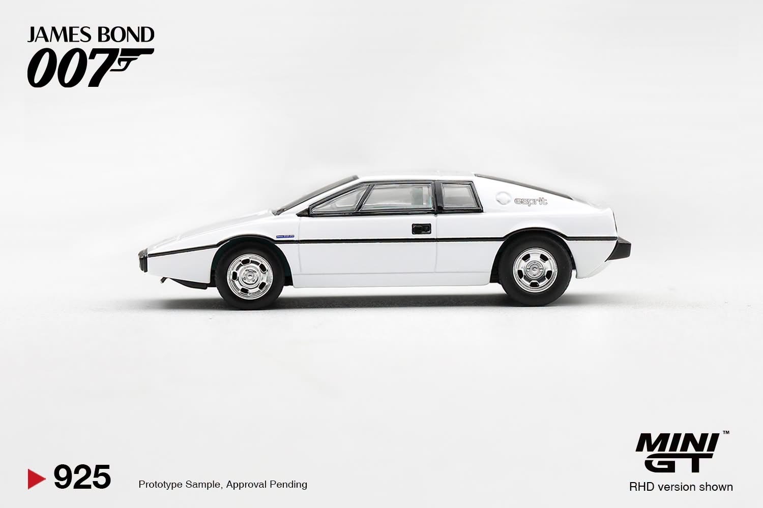 （預訂 Pre Order) MINI GT  ( MGT00925-007E ) Lotus Esprit S1 “The Spy Who Loved Me” / English Blister Packaging