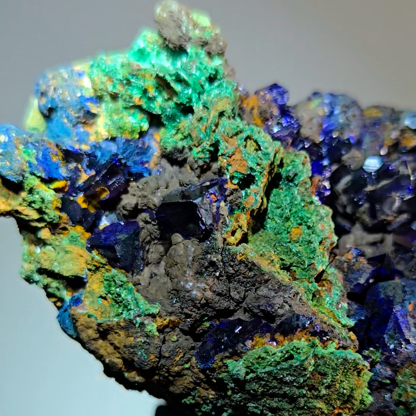 Rare cubic azurite specimen - AZ23