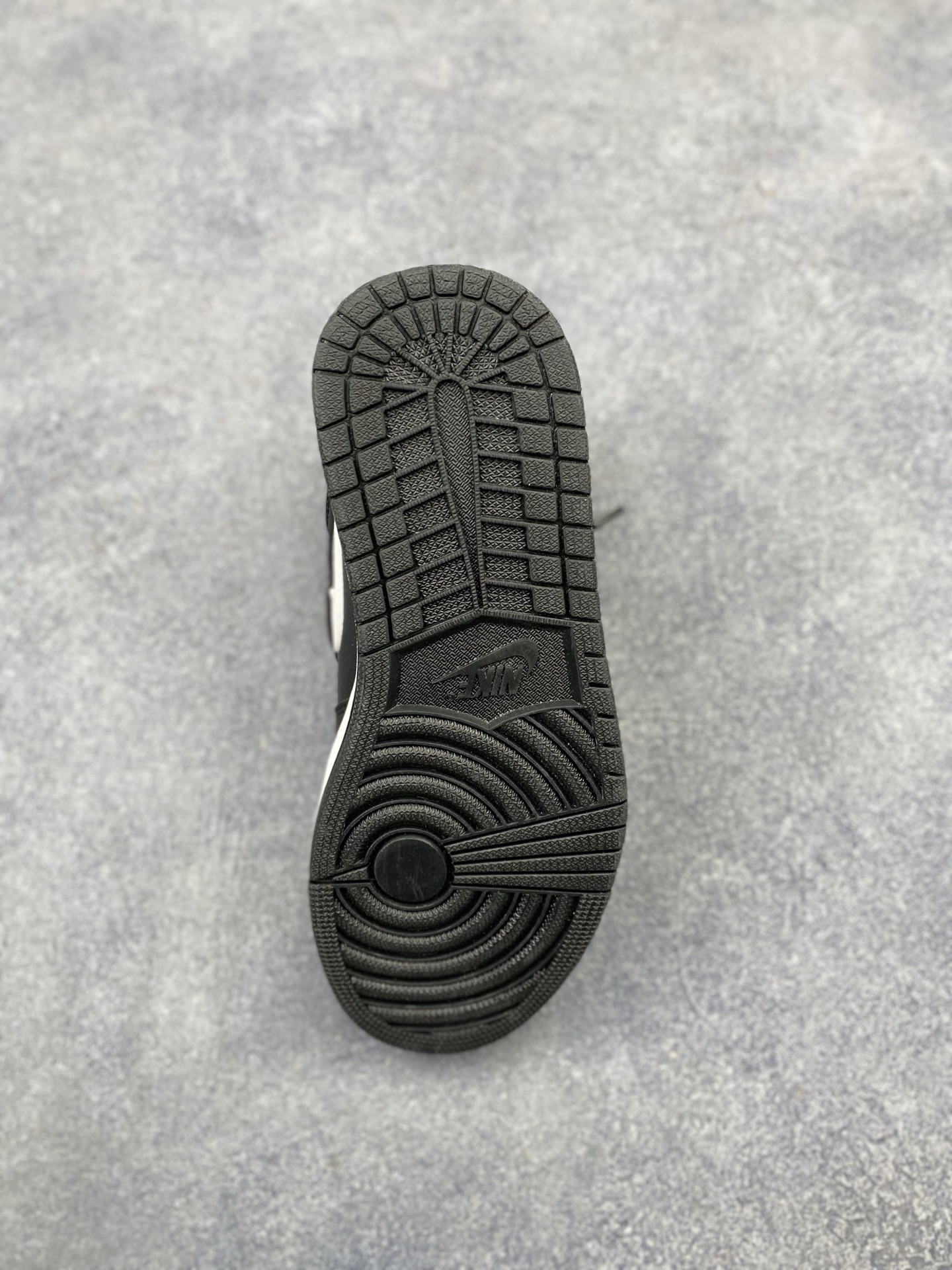 Nike Air Jordan 1 Retro High OG