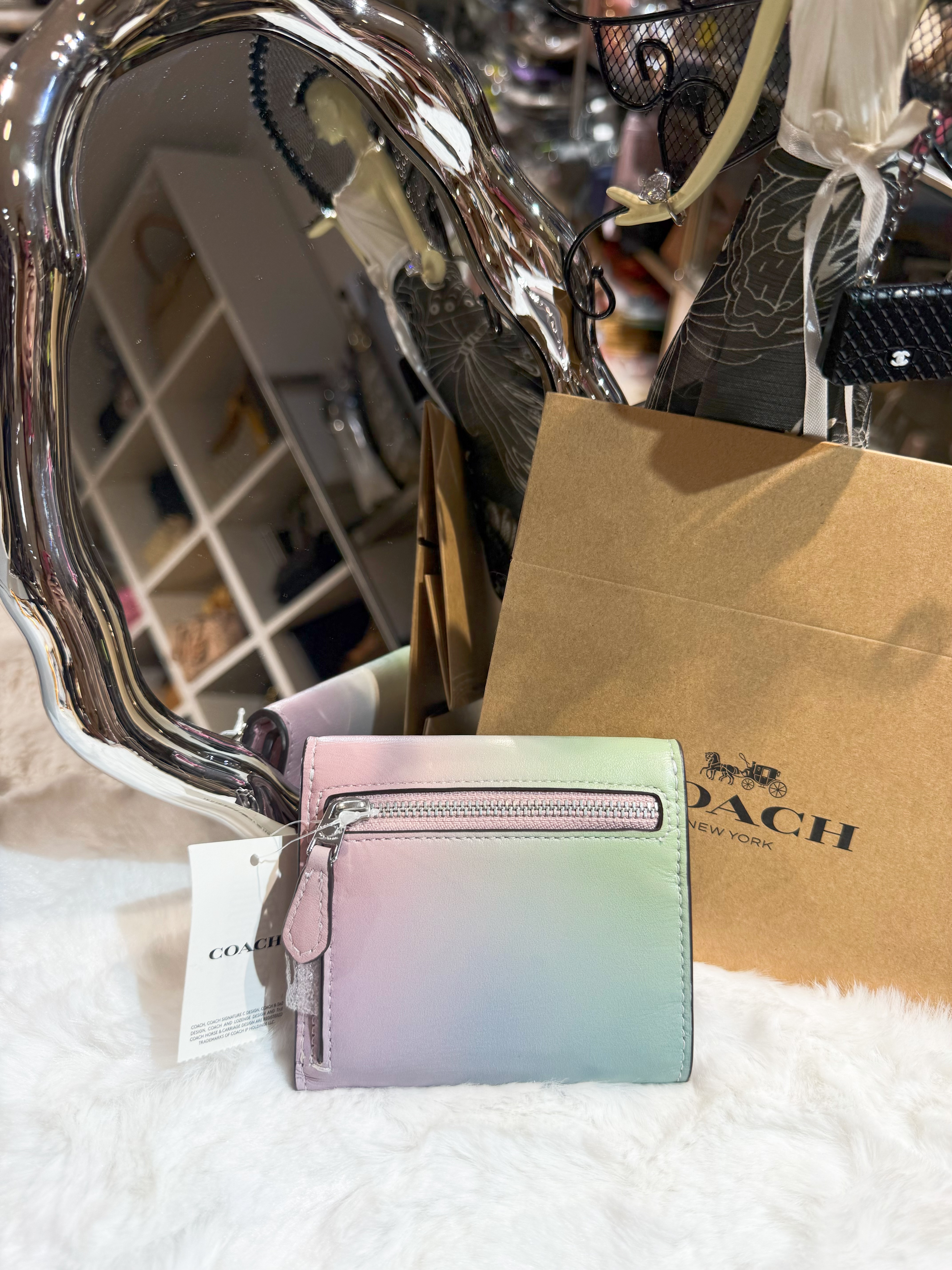 Coach Wyn wallet unicorn 