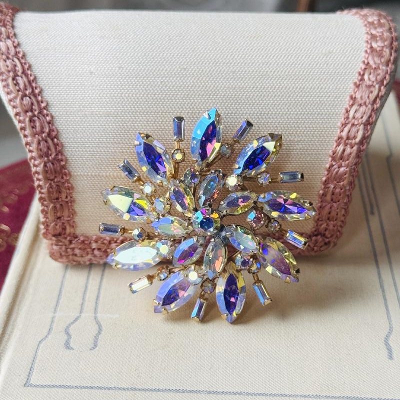 C.a. 1950s Aurora Borealis Starburst Brooch & Clip Earrings Set (MT2432)