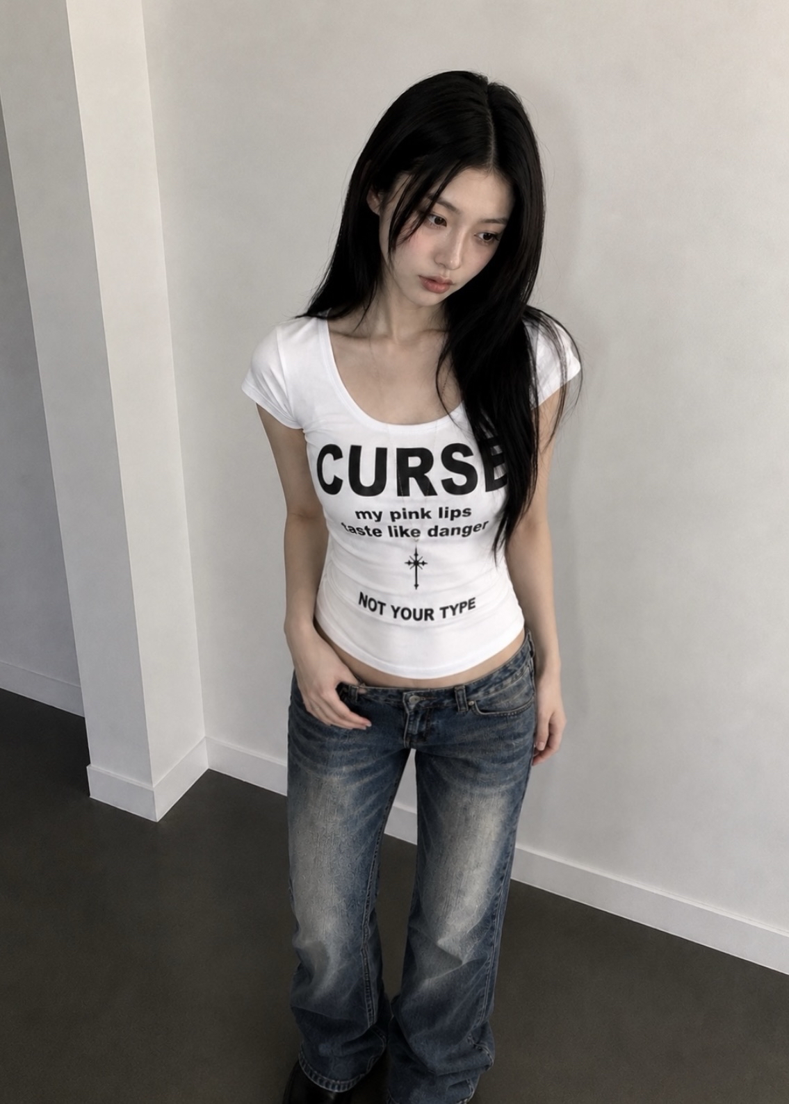Slim Fit Scoop Neck Graphic Top