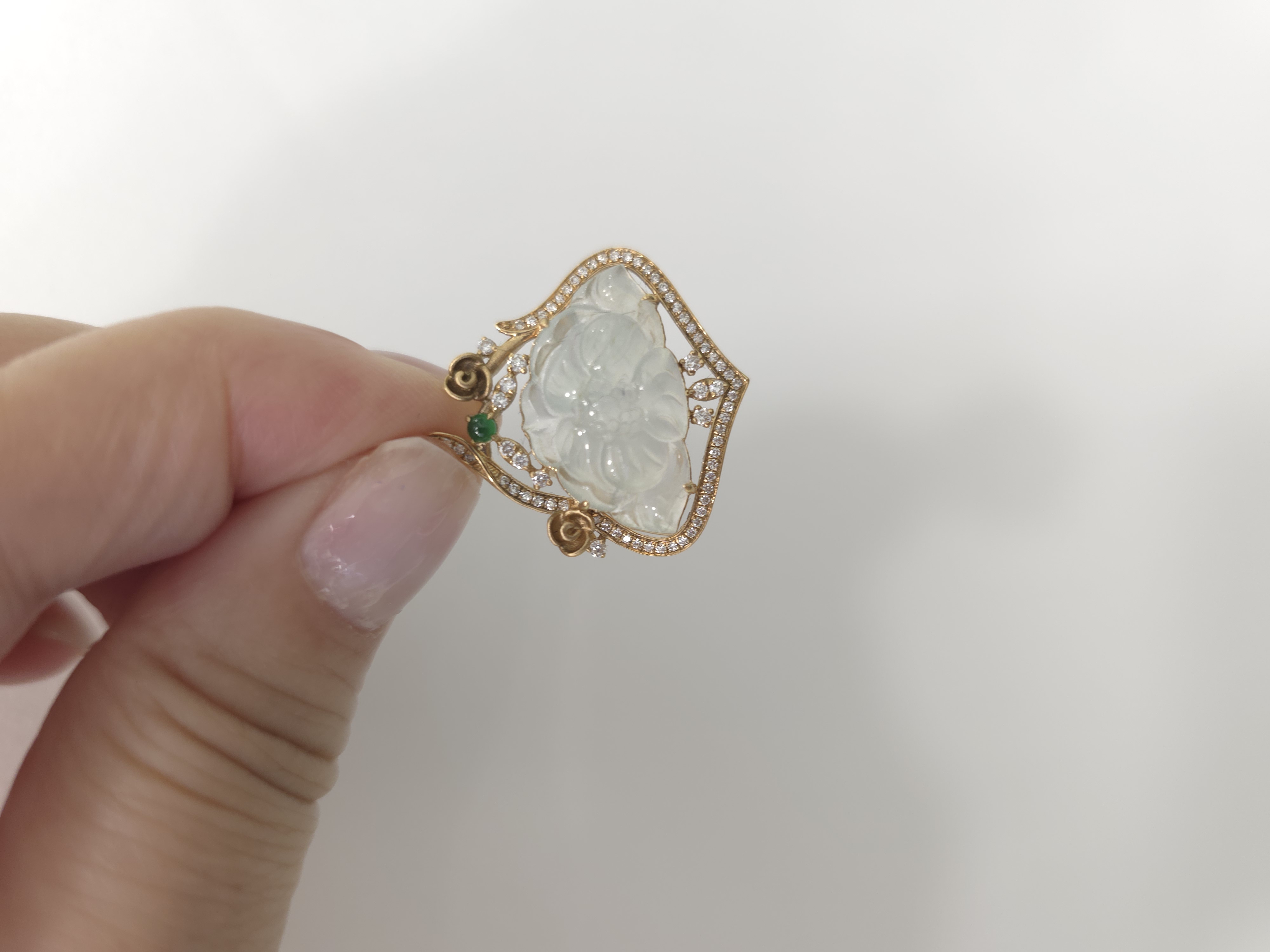 18K 緬甸白冰翡翠鑽石吊墜