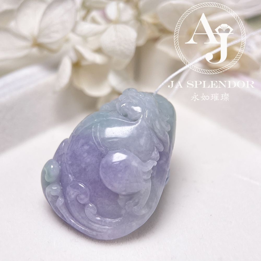 JN-3366 天然翡翠A玉 大師級鏤空精雕俏色春彩雙魚福壽映荷吊墜