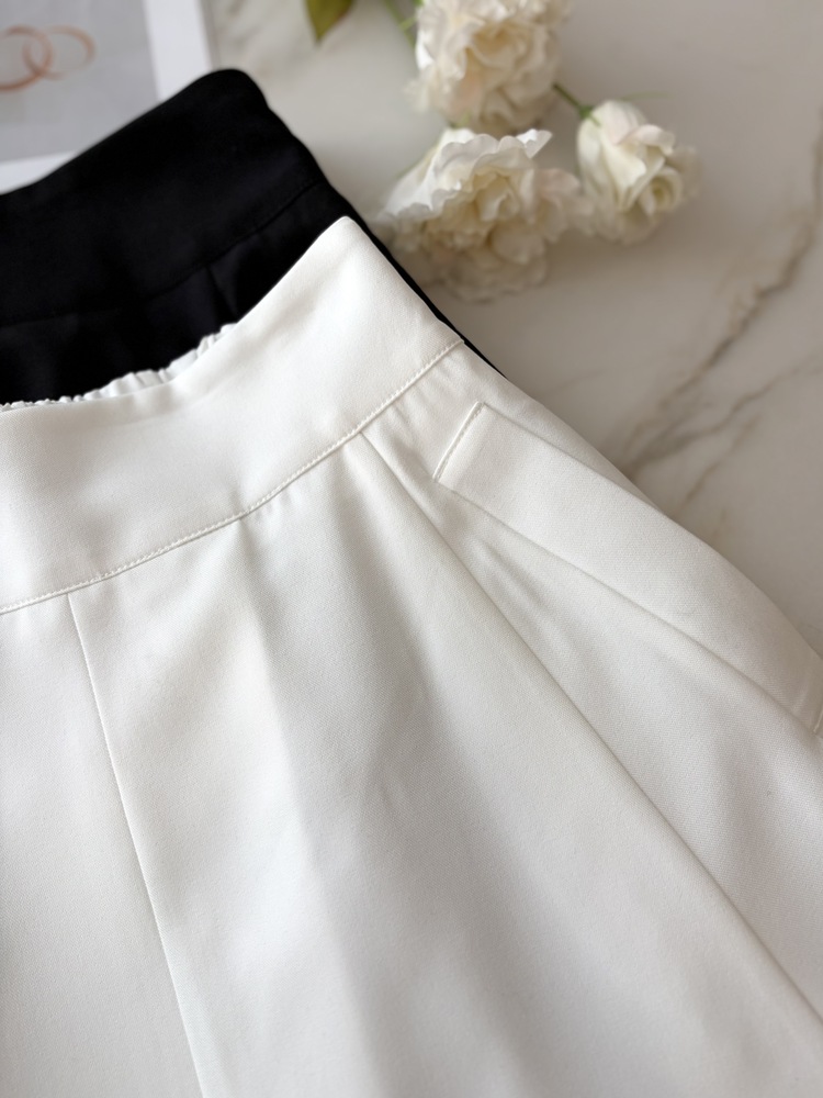 Front-Slit Midi Flare Skirt (Ivory)