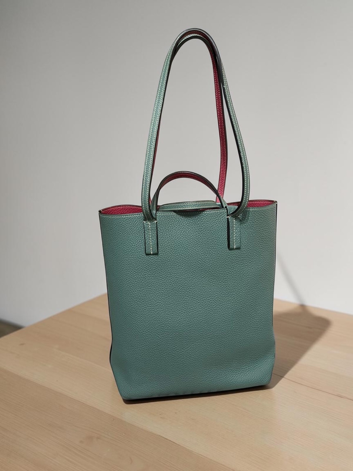Moynat tote bag reversible calfskin  ,100%Authentic,98%new✅Dust bag