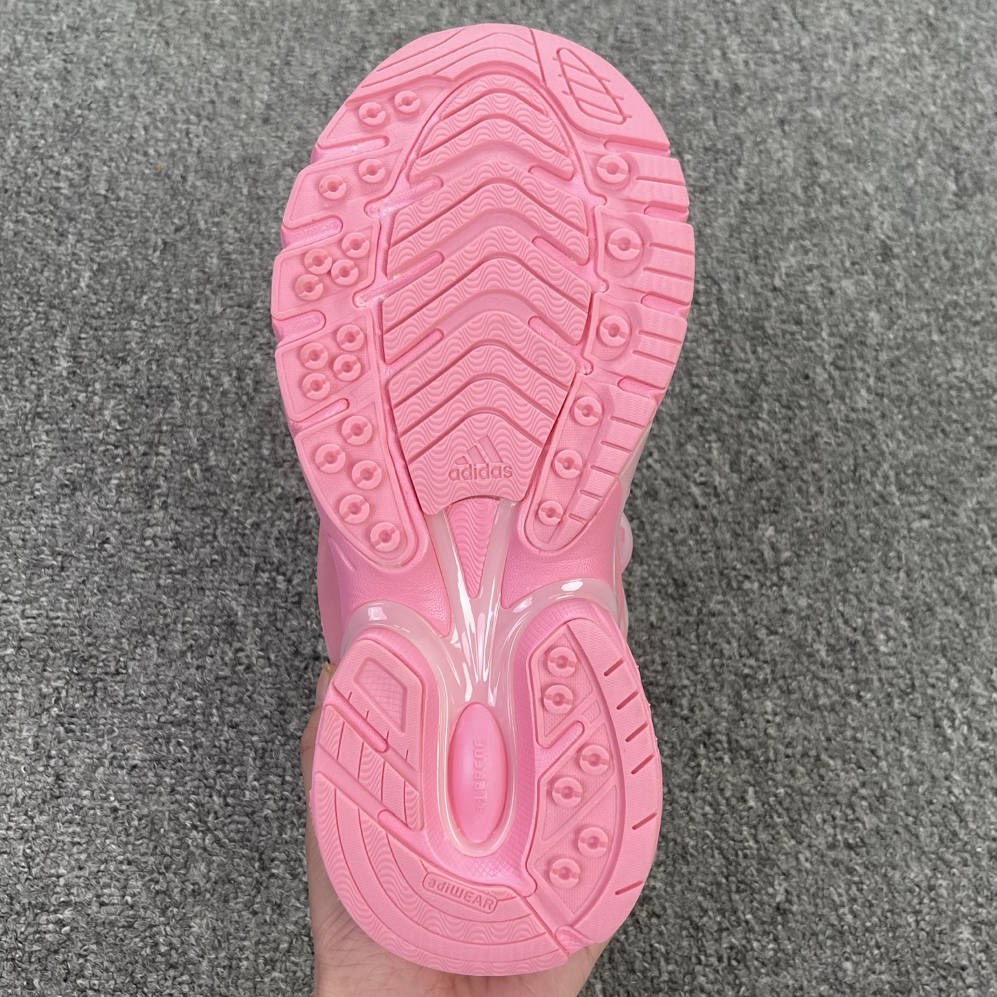 Pharrell Williams x Adidas Adistar Jellyfish 