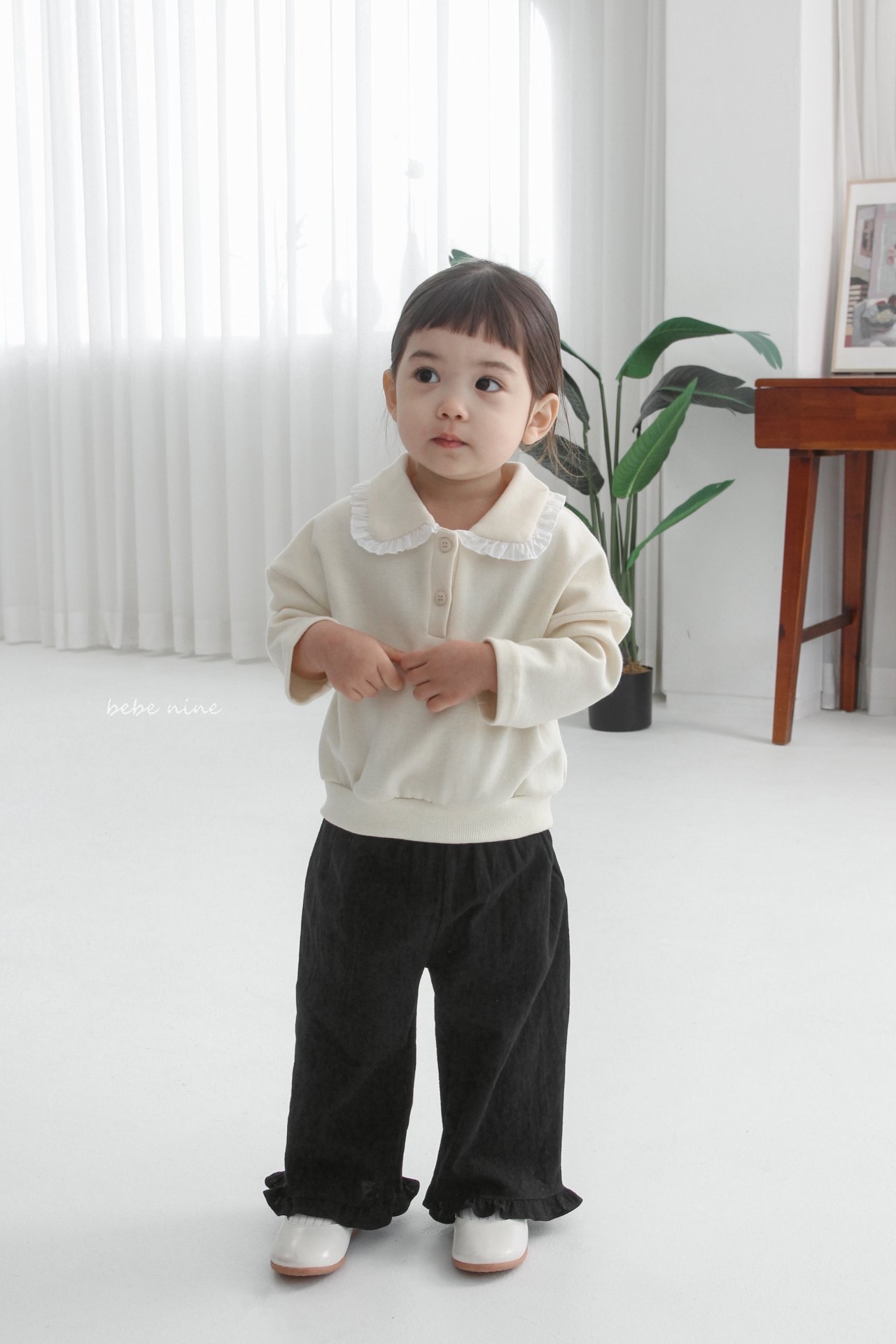 🌸預訂 韓國直送🌸🇰🇷Bebenine三色荷葉邊翻領衛衣