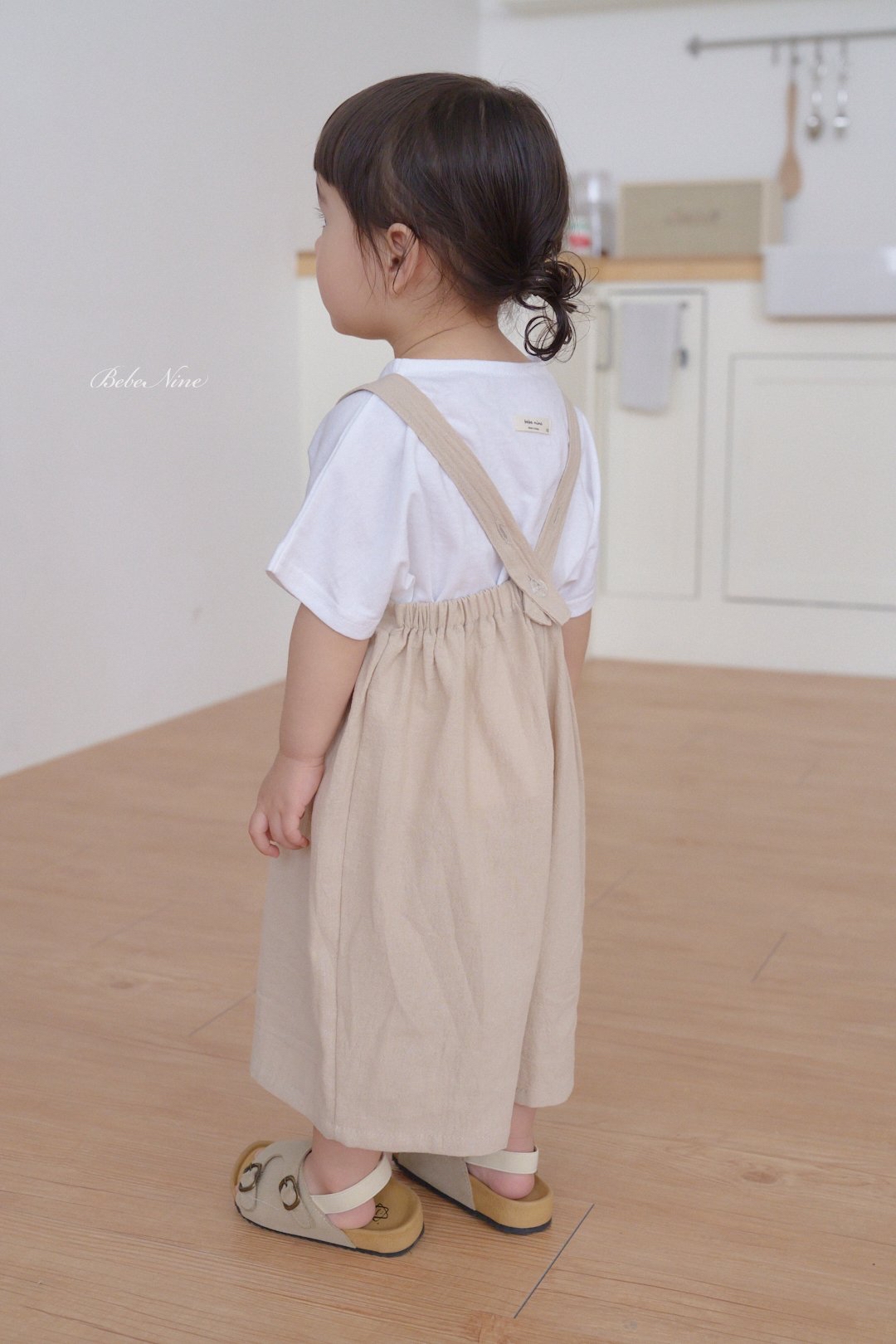 ☀️預訂 韓國直送☀️🇰🇷Bebenine兩色皮革標籤純棉吊帶連身褲