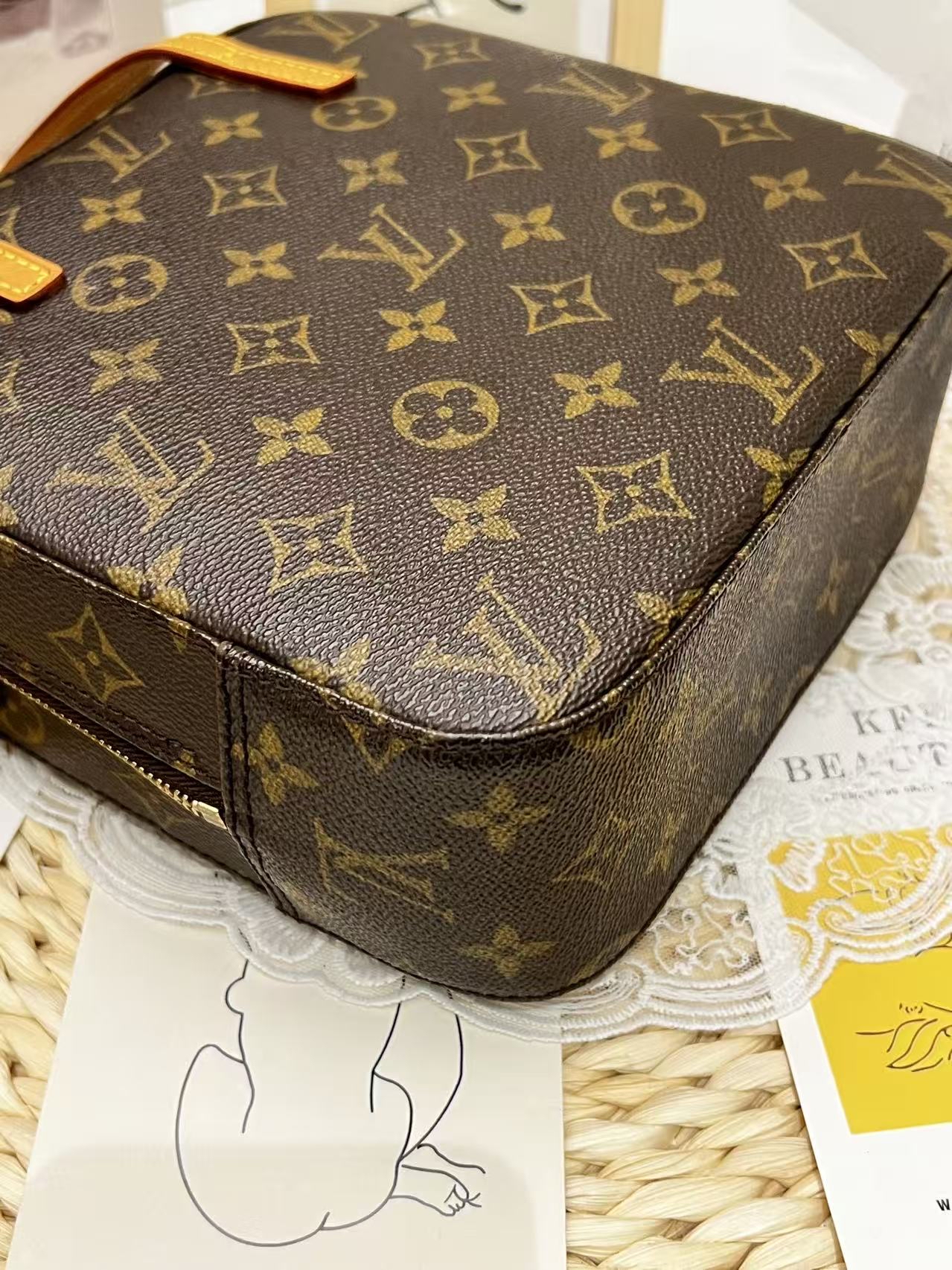 Louis Vuitton Monogram Spontini Bag（豆腐包）