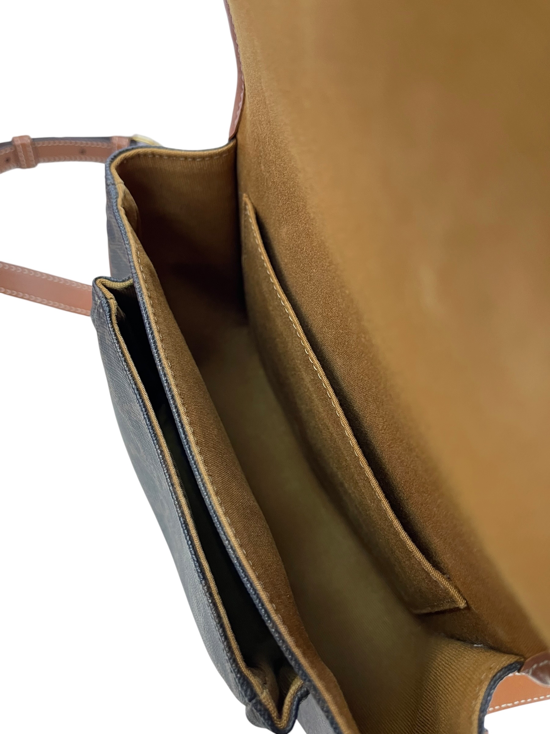 Pre-Owned CELINE Triomphe Folco / Product Code: 072601