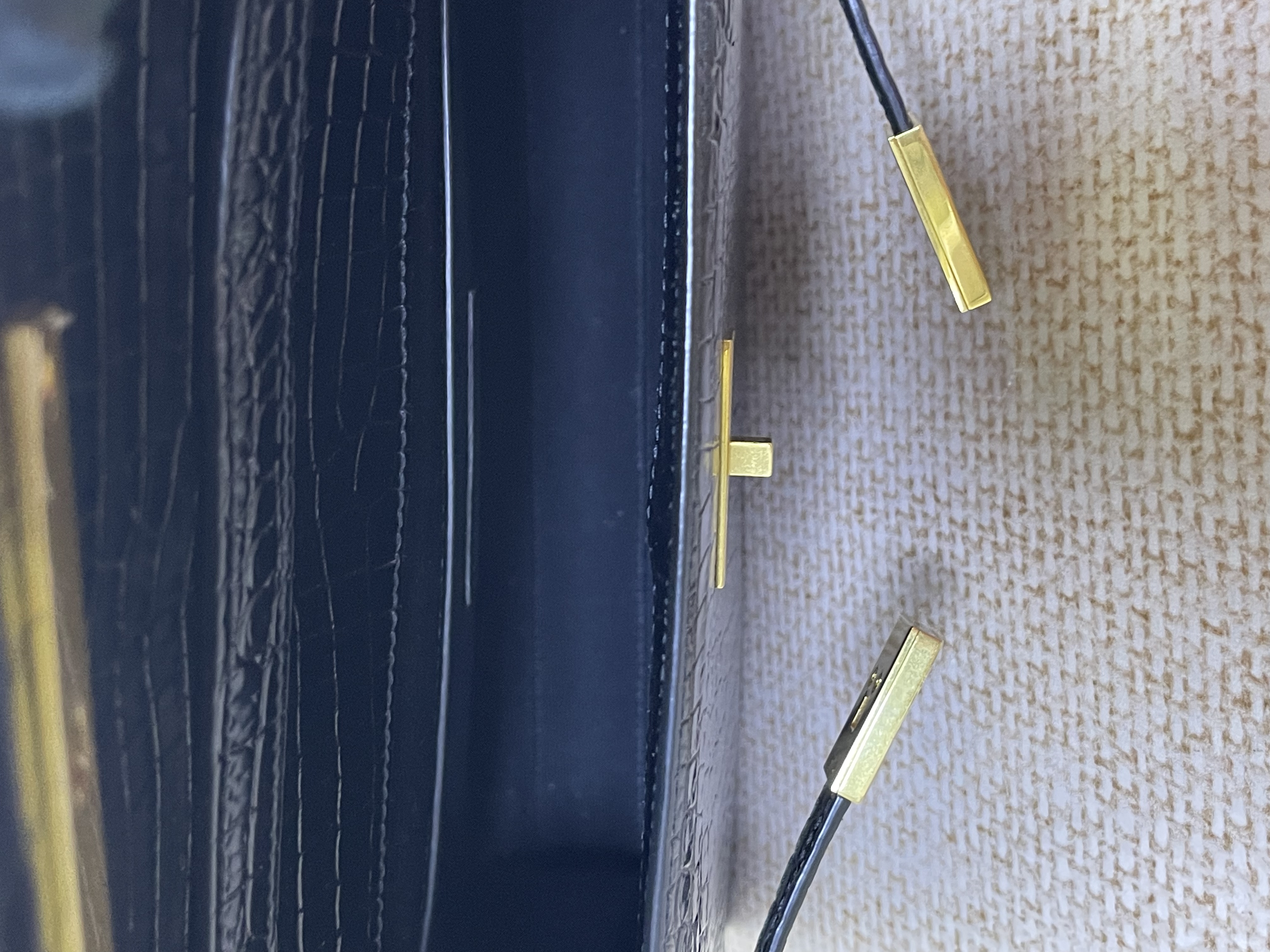 Pre owned YSL Manhattan / Product Code: 26031107