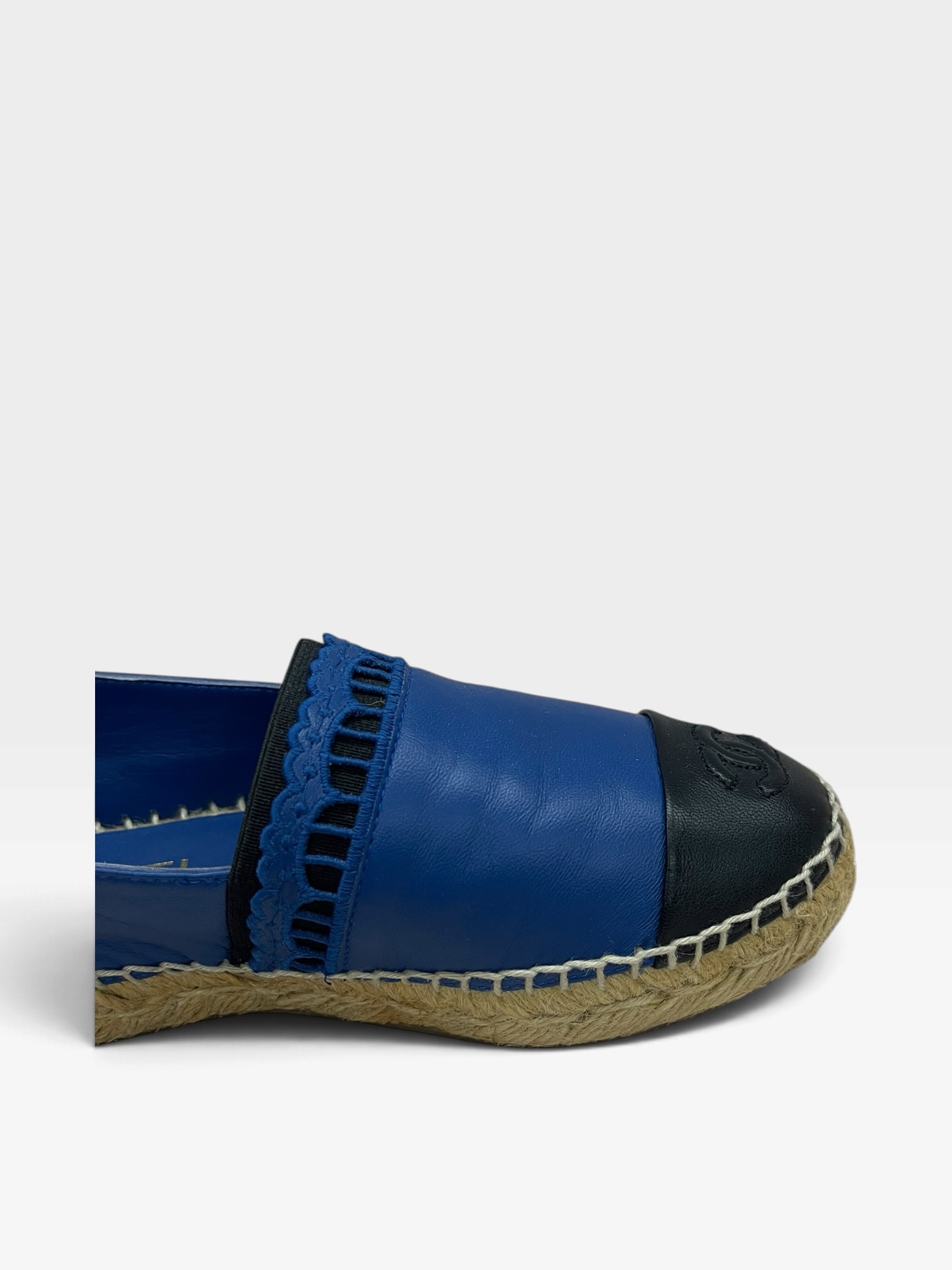 Pre-Owned Chanel Blue & Black Lambskin Espadrilles /Product Code: 102206