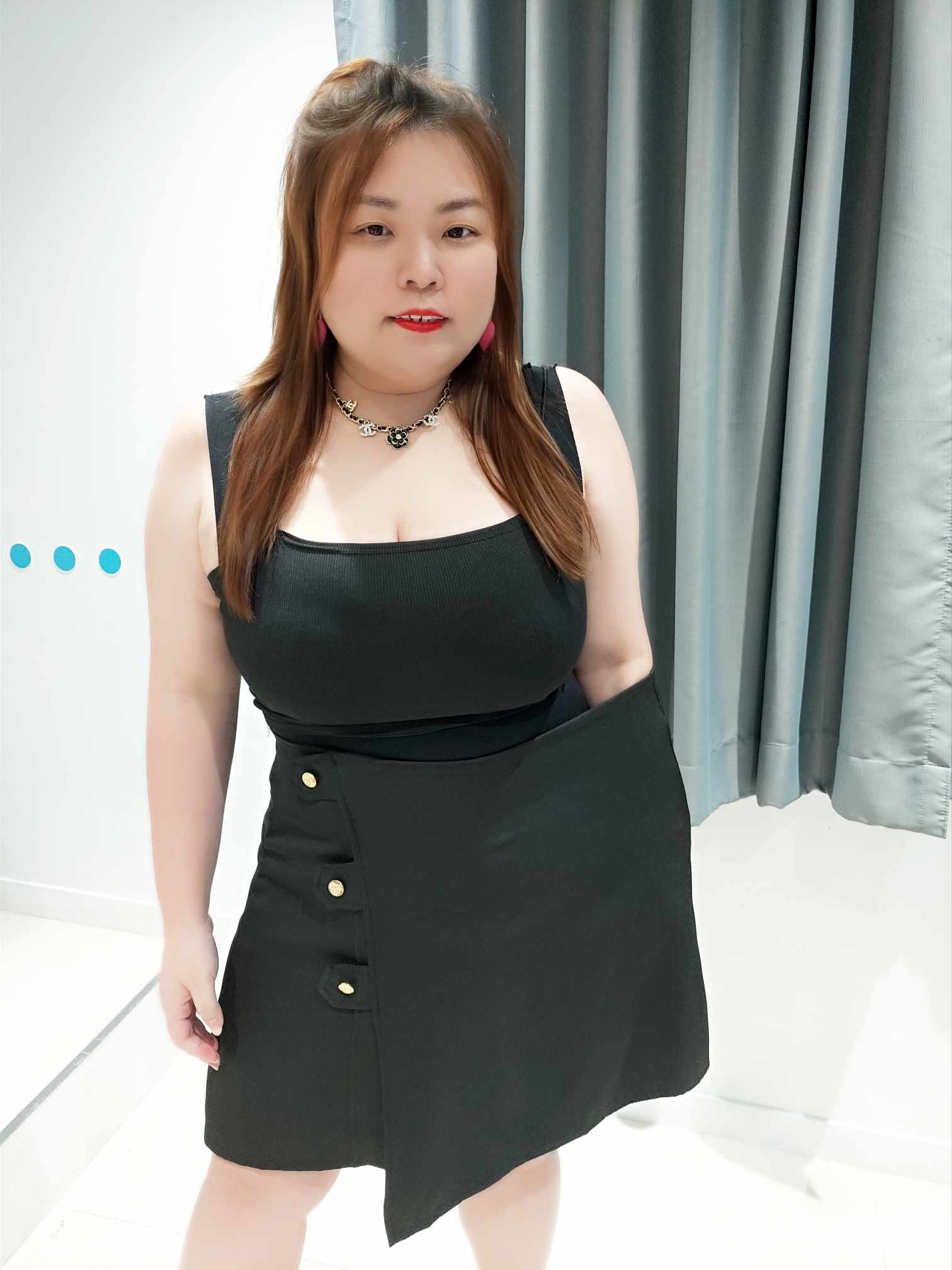 DSE08 边金扣设计裤裙