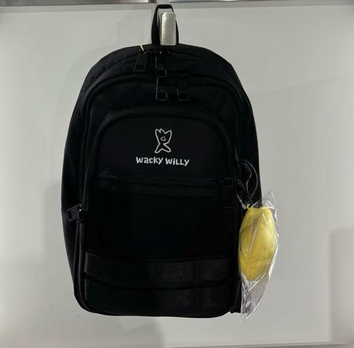 🌱​WACKY WILLY🌱 Backpack +key chain 韓國連綫折扣💛
