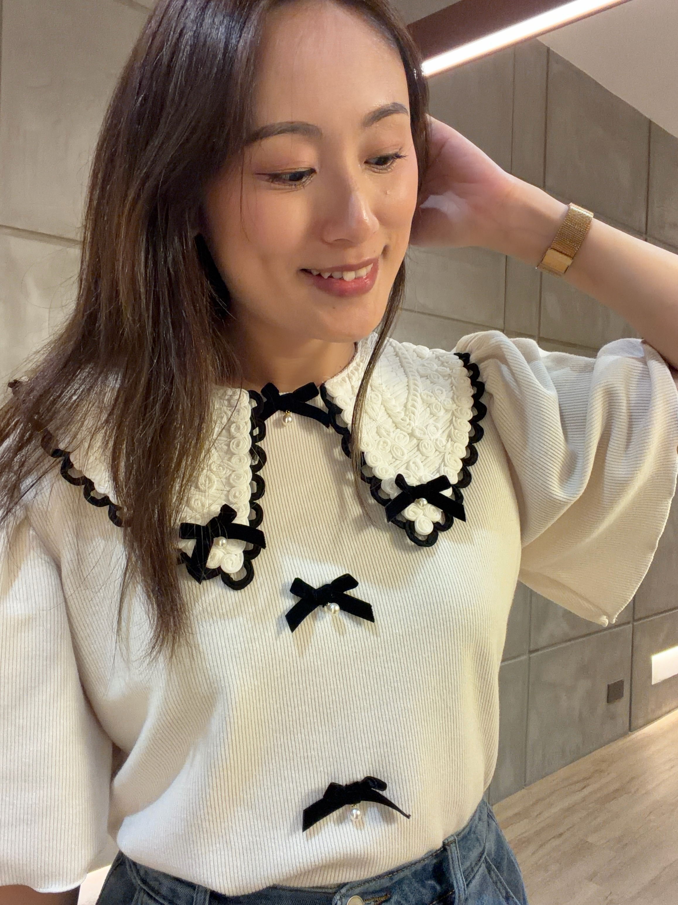 杏色通花傾蝴蝶結top 