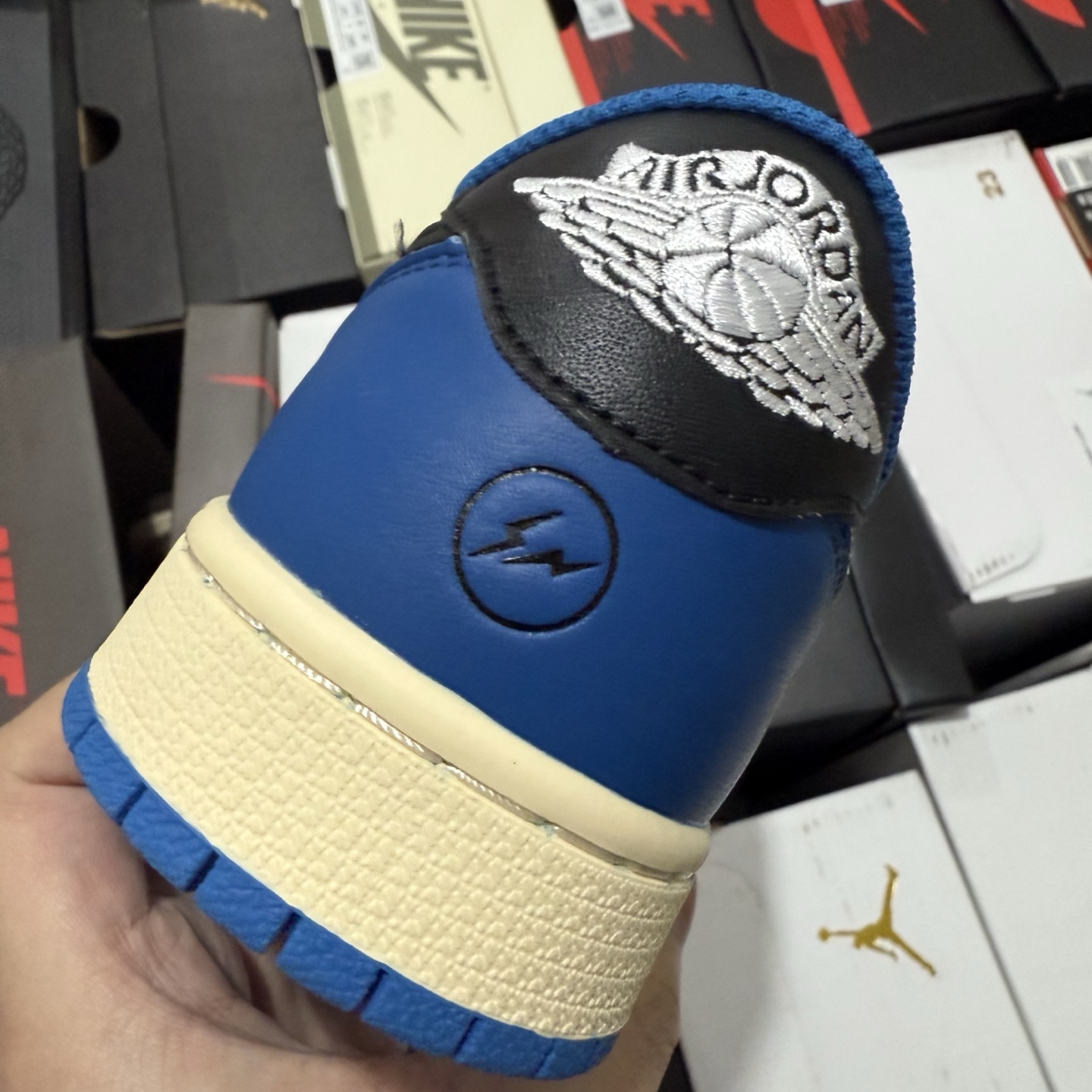 Nike Air Jordan 1 Retro Low OG SP Fragment x Travis Scott DM7866-140