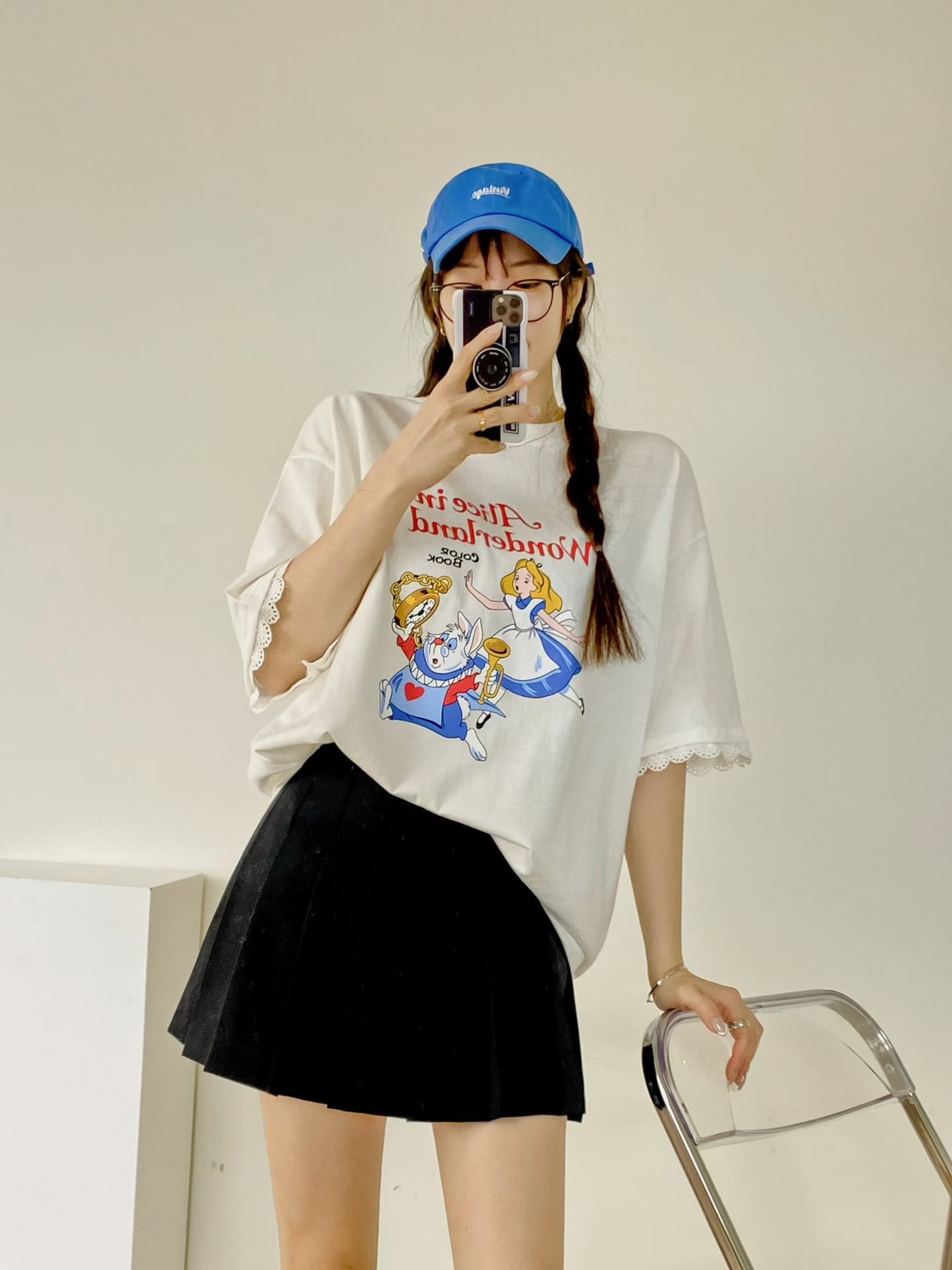 NB10 Alice in wonderland Tee 