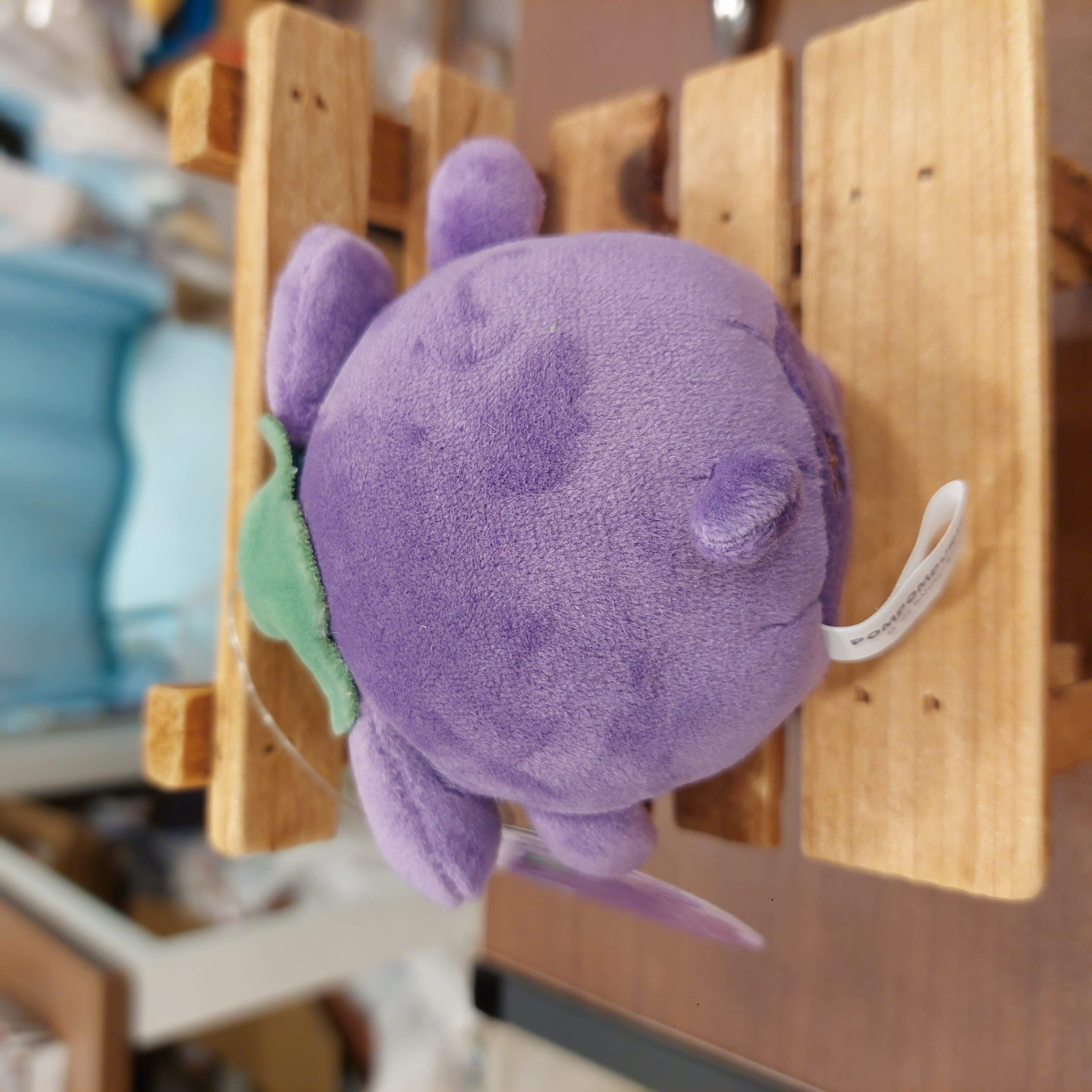 原裝日本Sanrio Pompompurin 布甸狗 公仔吊飾 茄子款