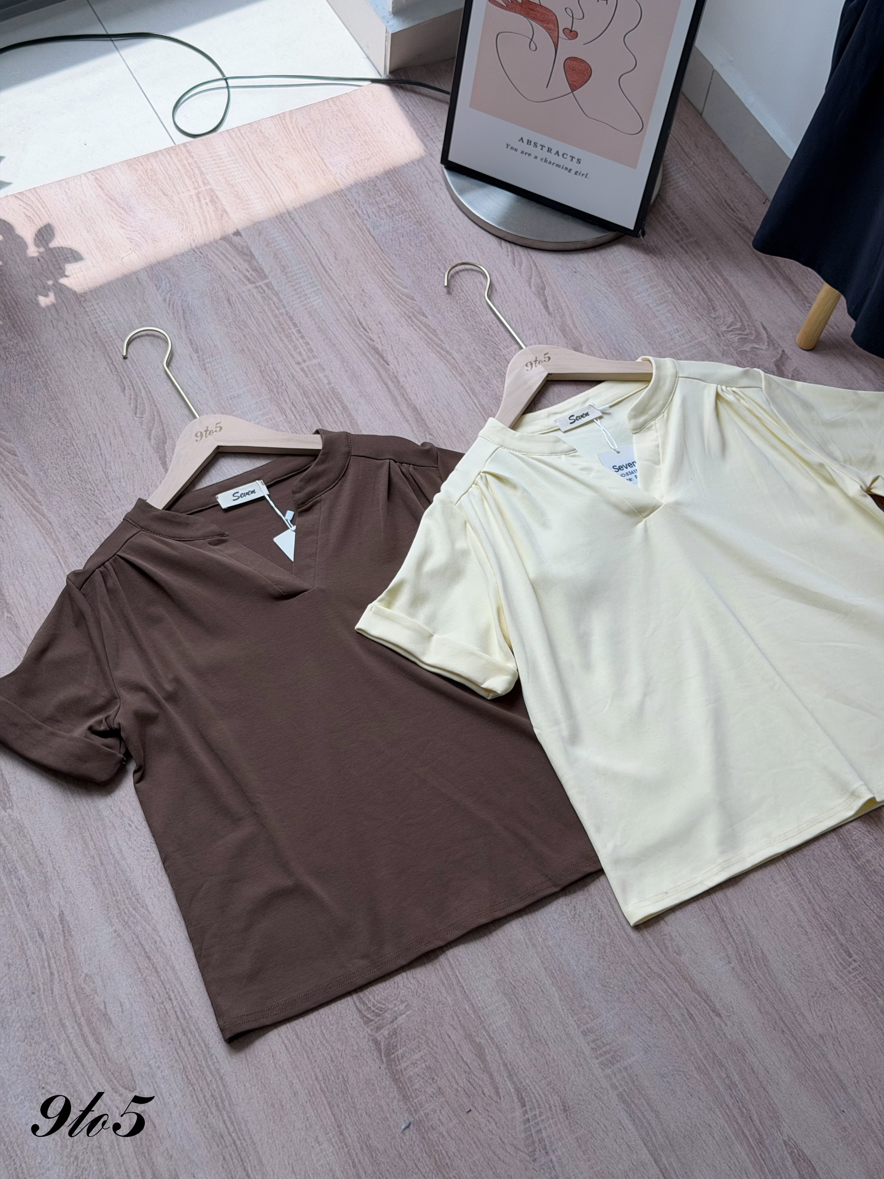 T4549 V Neck Ruched Top - 4 Colors 