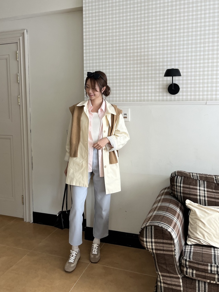Stripe-Lined Relaxed Trench Coat (Cream)