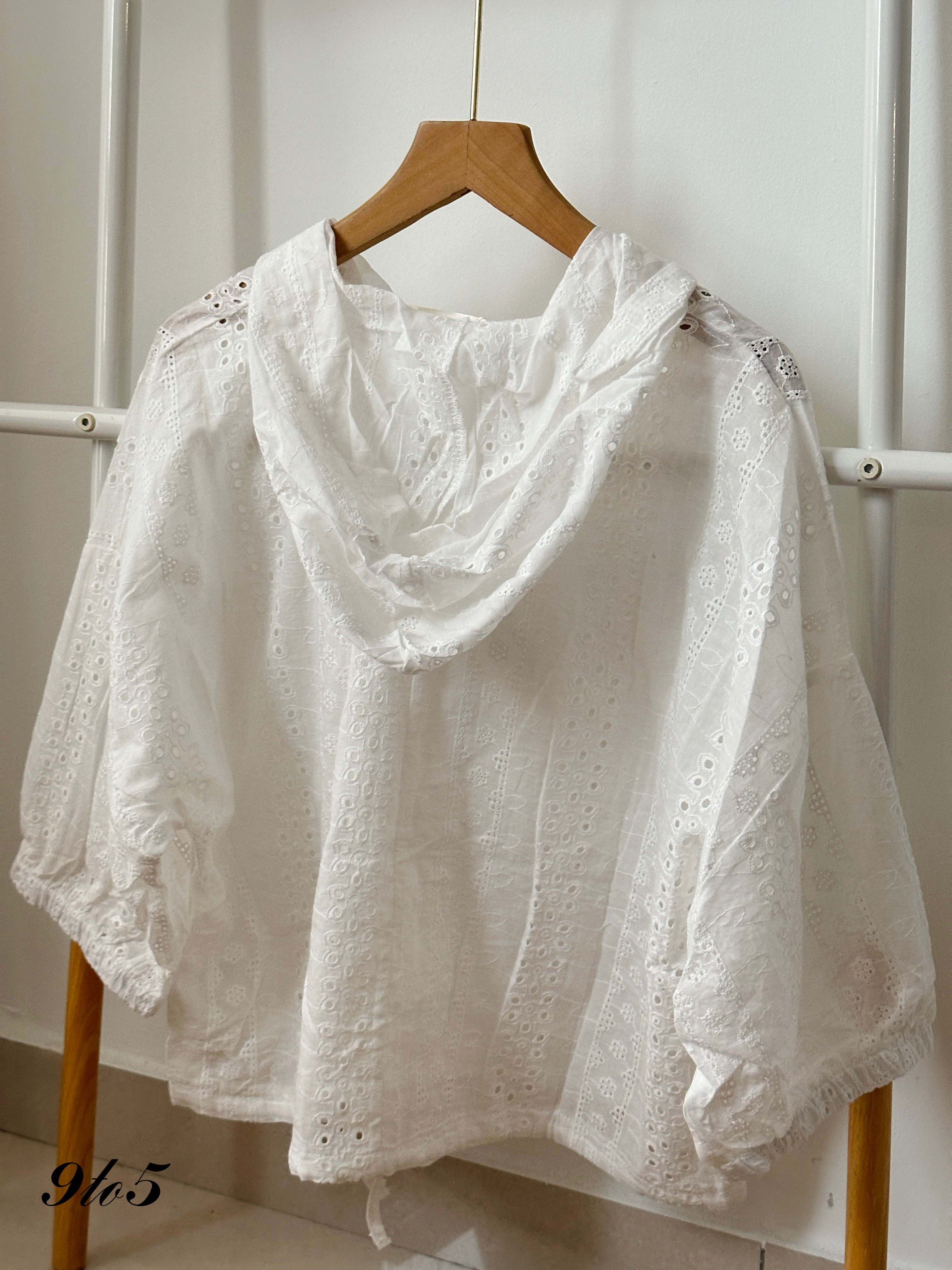 T3916 Floral Hoodie Top - White