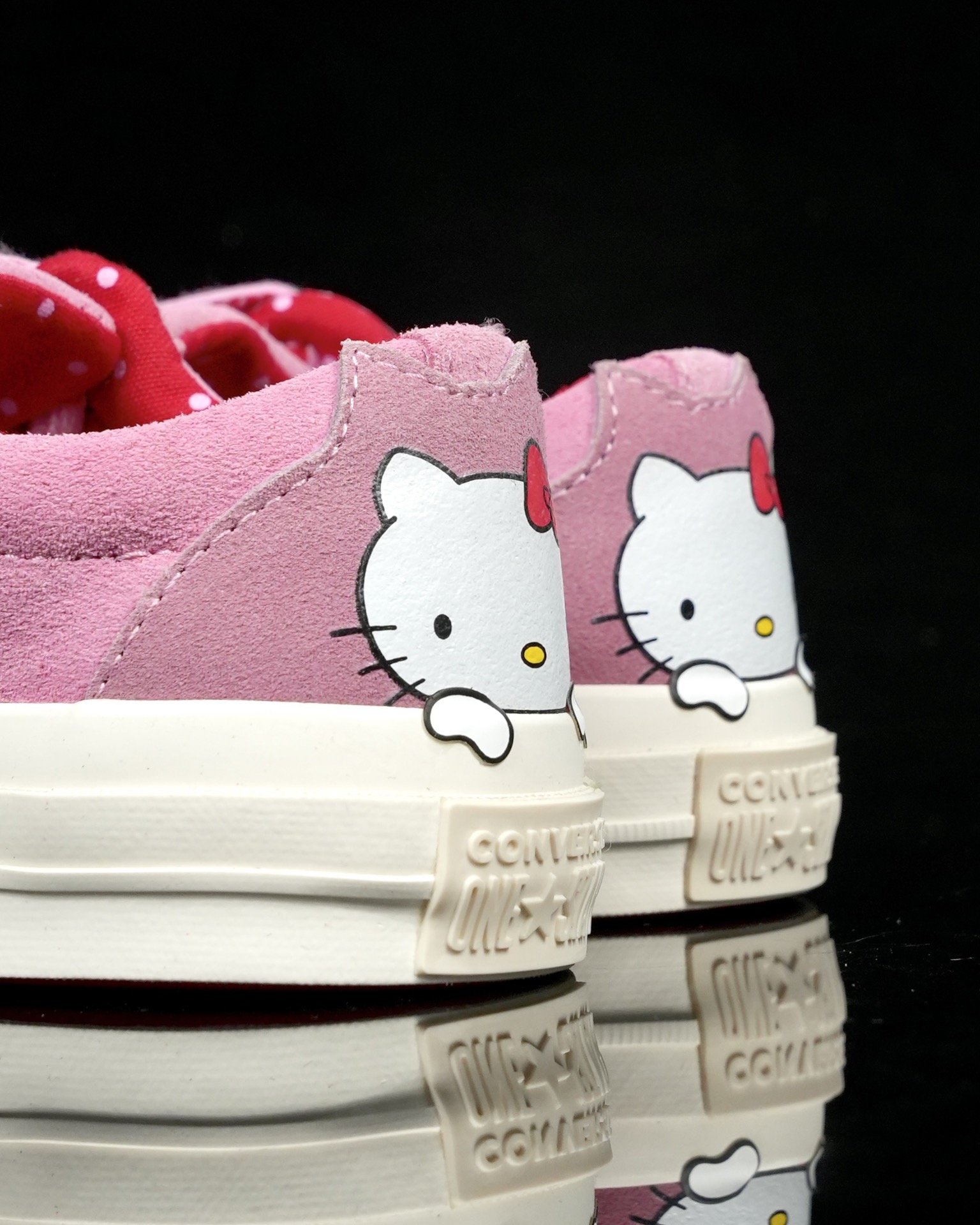 Converse One StarOx Hello Kitty 162939C