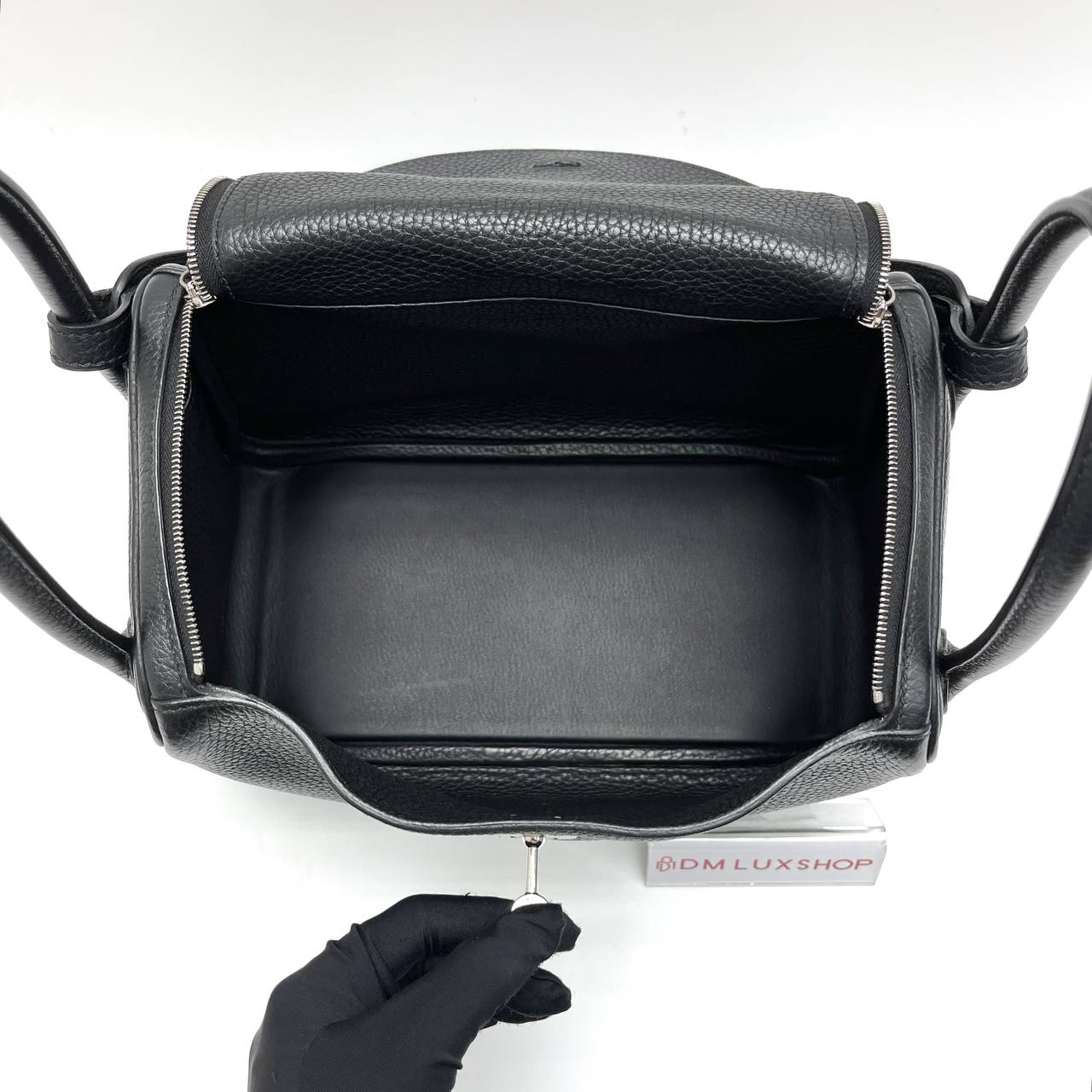 Hermes Lindy 26 Black Calf Leather PHW (Stamp D, Year 2019)