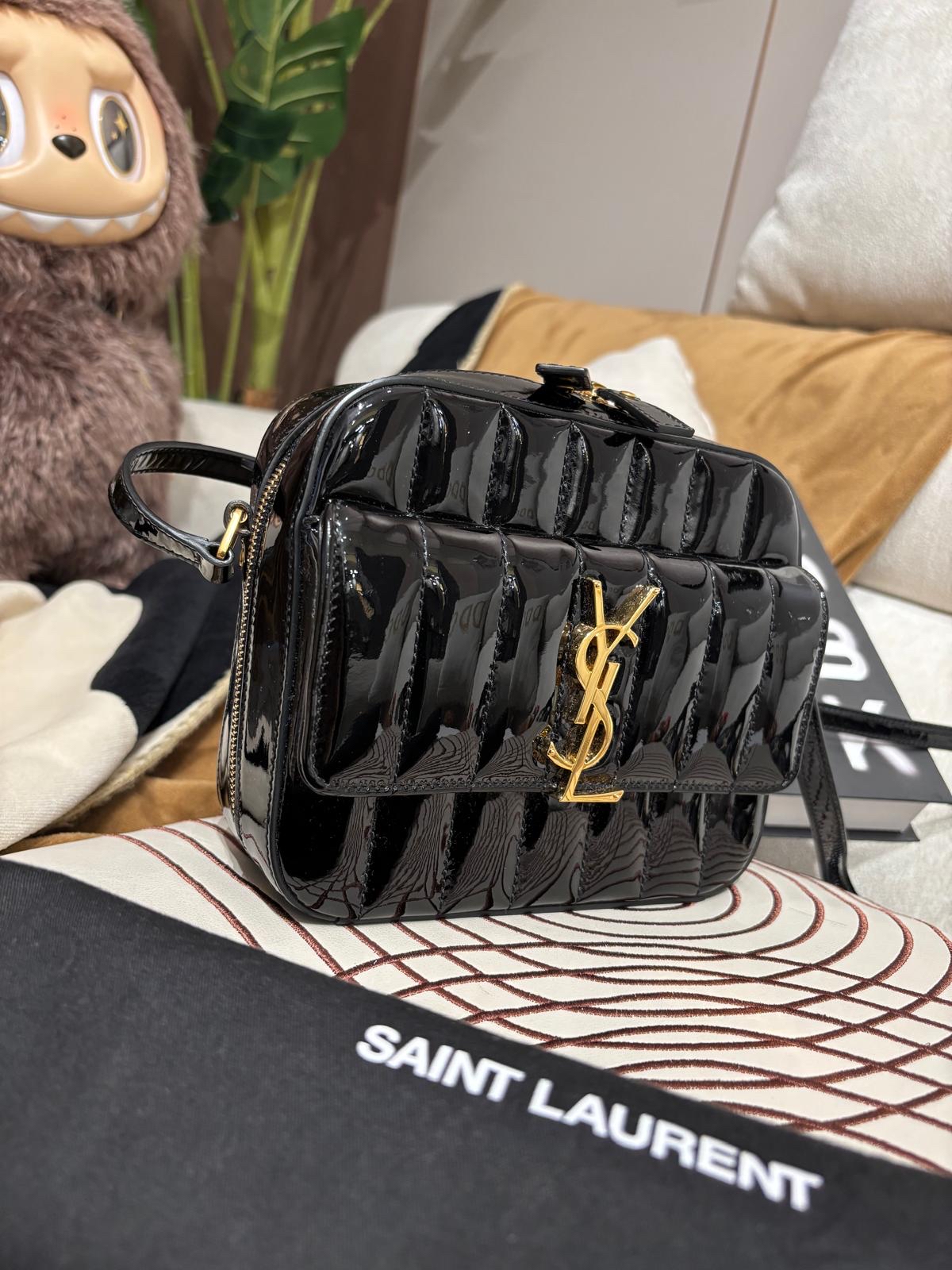 Ysl Vicky crossbody bag 100%Authentic ,98%new✅dust bag 