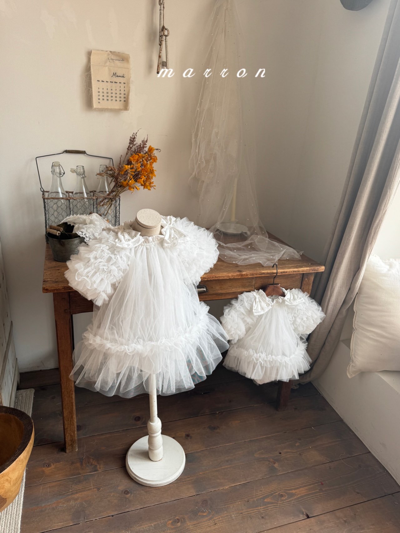 🌸預訂 韓國直送🌸🇰🇷Marron兩色珍珠蝴蝶結薄紗層疊包屁裙