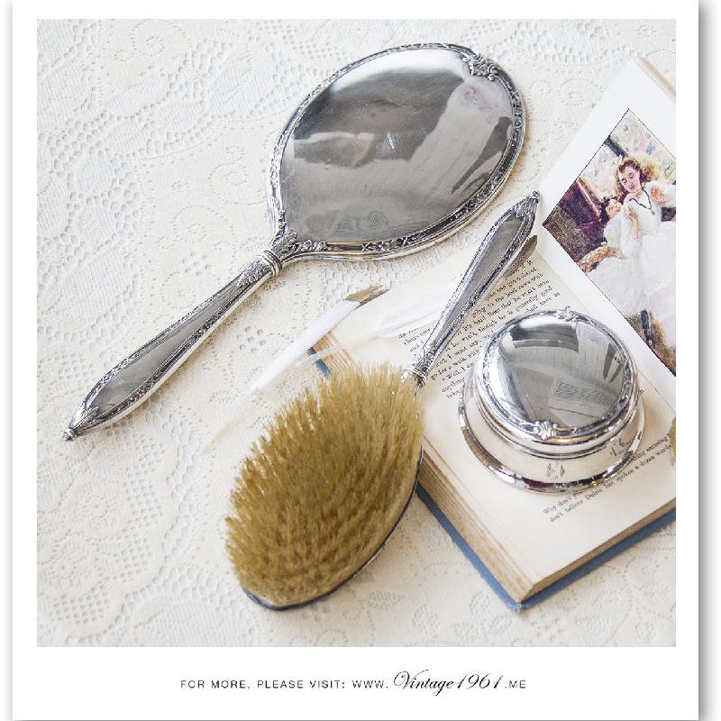 1950s Silver Tone Brush x Mirror x Ring Box Set (CA257)