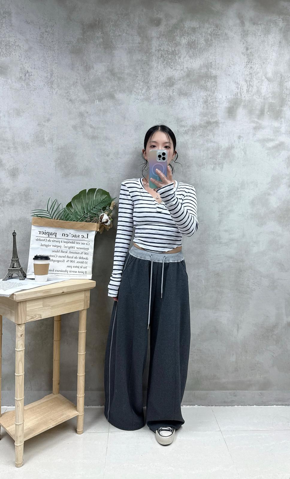 B05 V領孤腳Top
