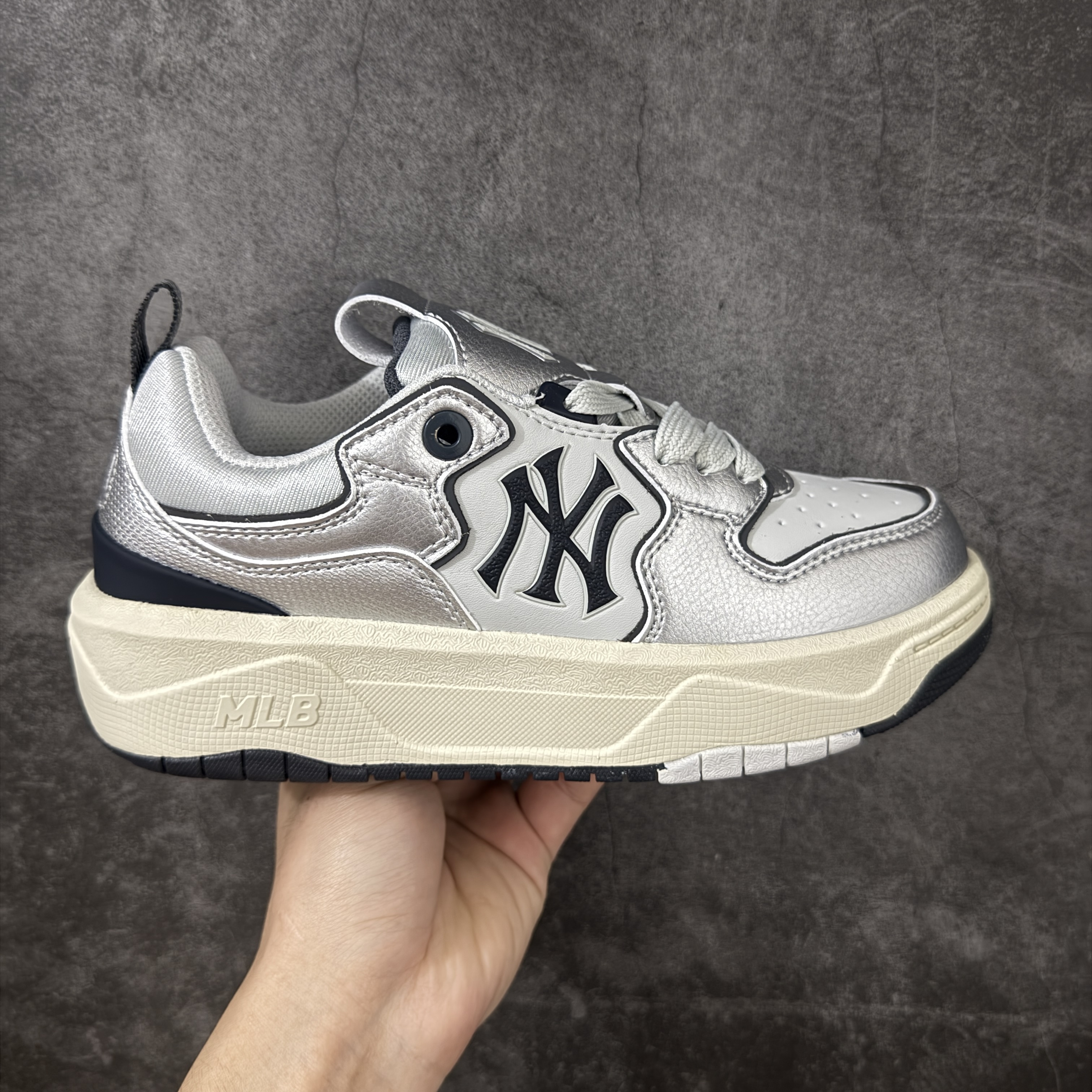 MLB Chunky Liner Basic