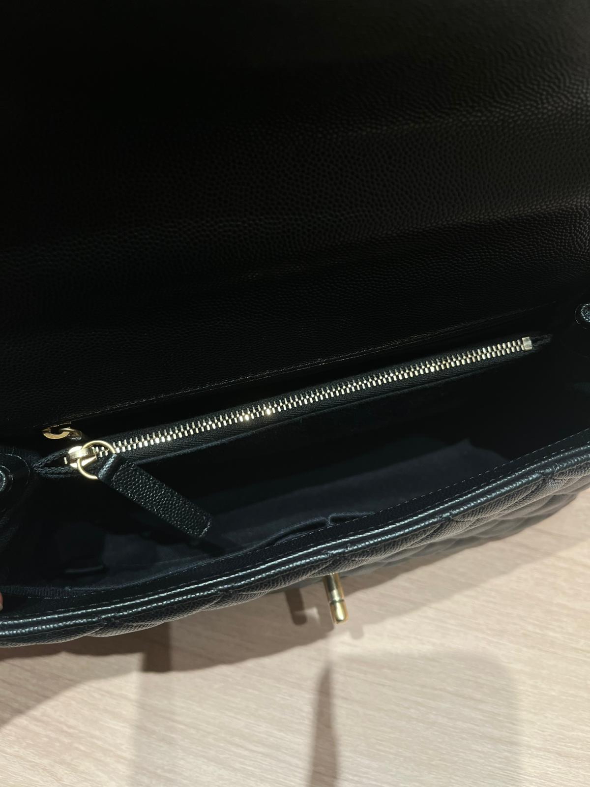 Chanel Coco Handle Medium 黑色荔枝牛皮金扣 100%Authentic, 98%New ✅29Card✅Dust bag✅Box