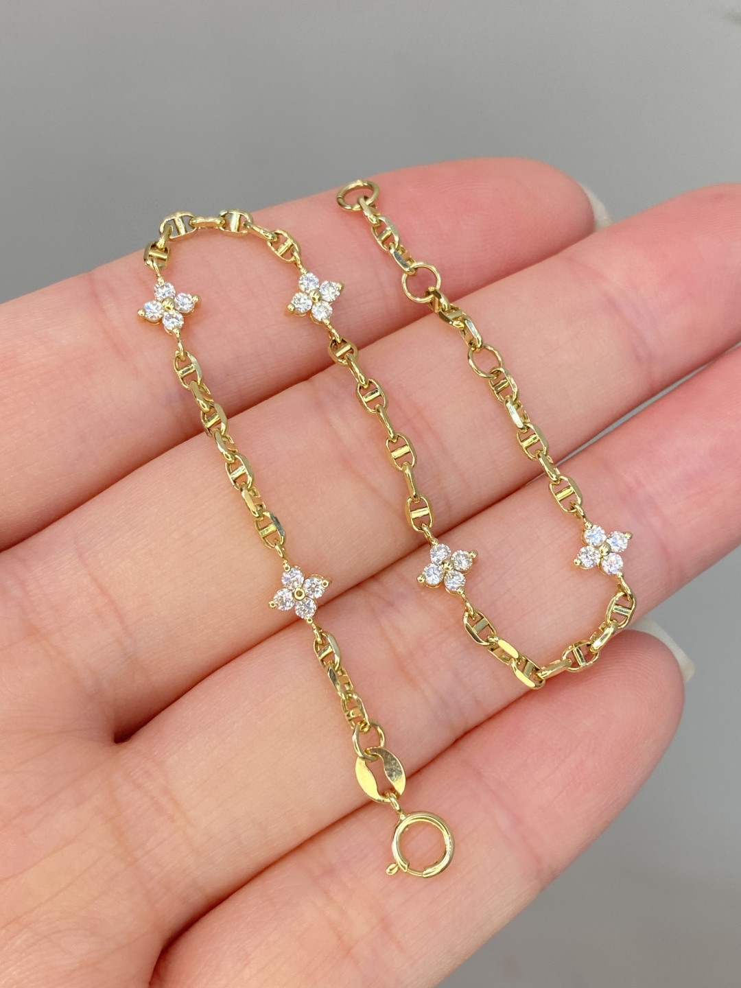 18K Diamond Bracelet 