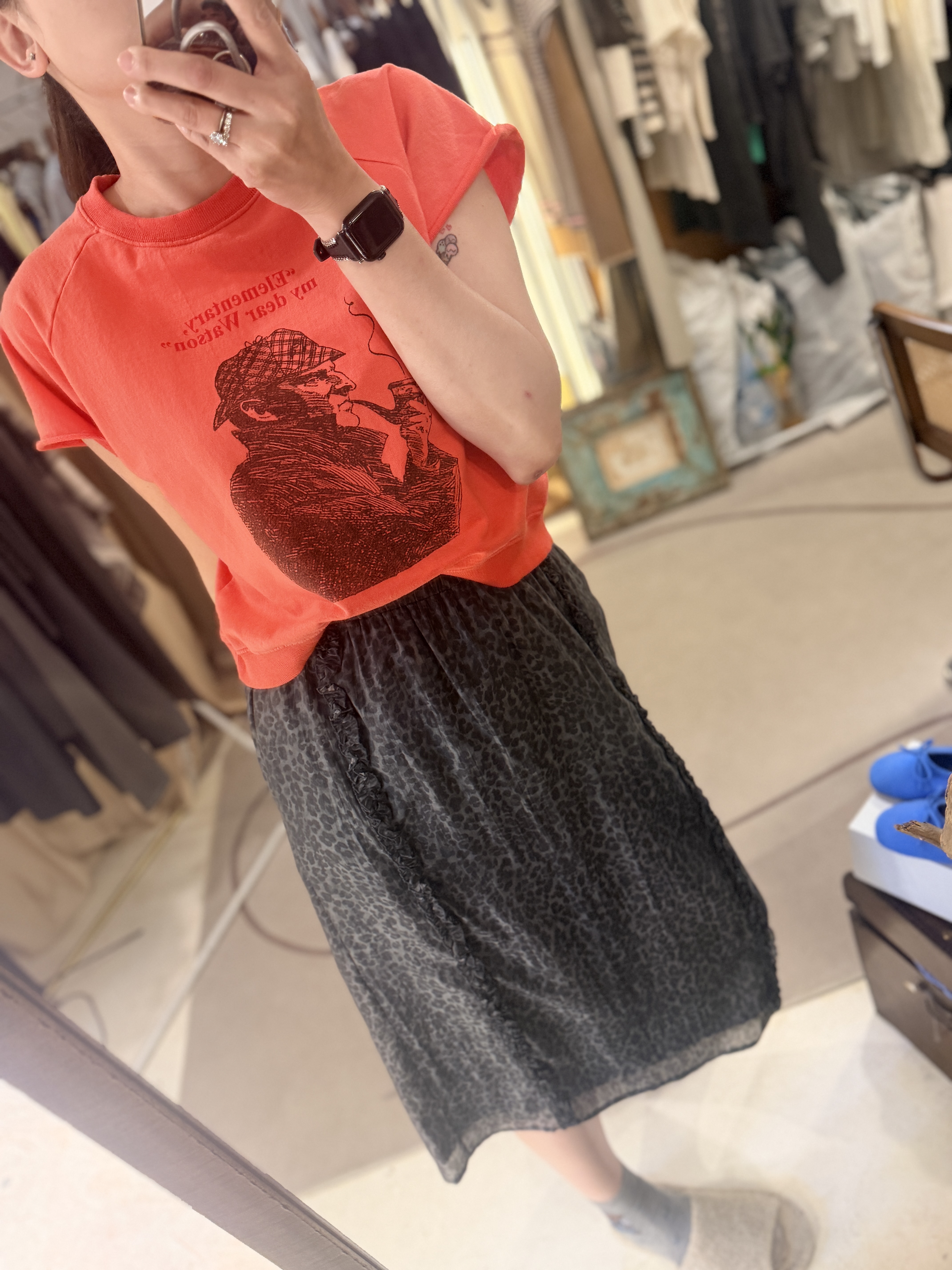 A man printed sweater