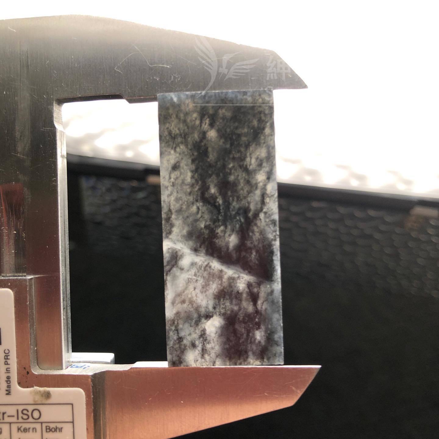 玻璃底烏雞無事牌