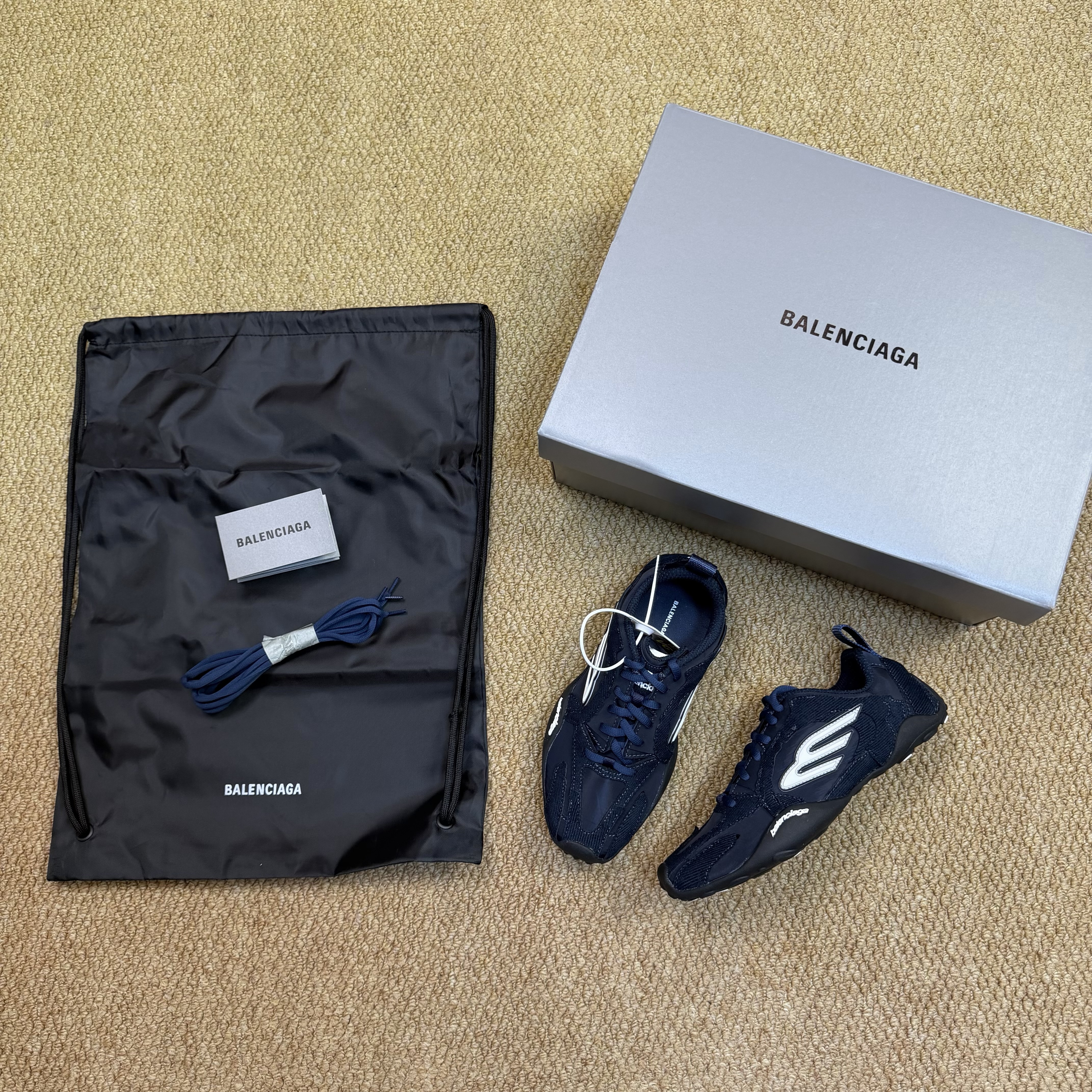 Balenciaga Monday Ultra