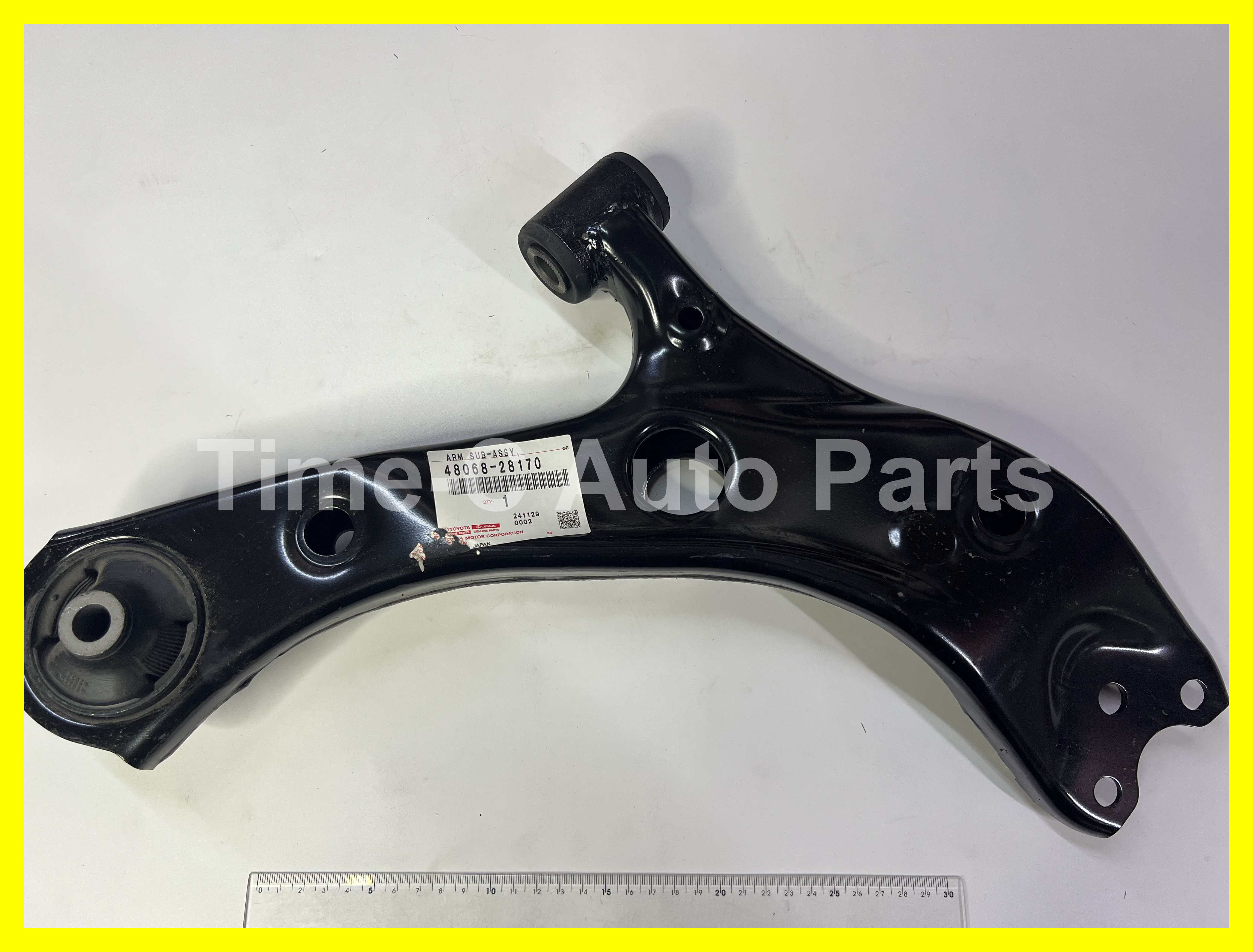 右下叉架 48068-28170 - Toyota Noah Voxy 90系