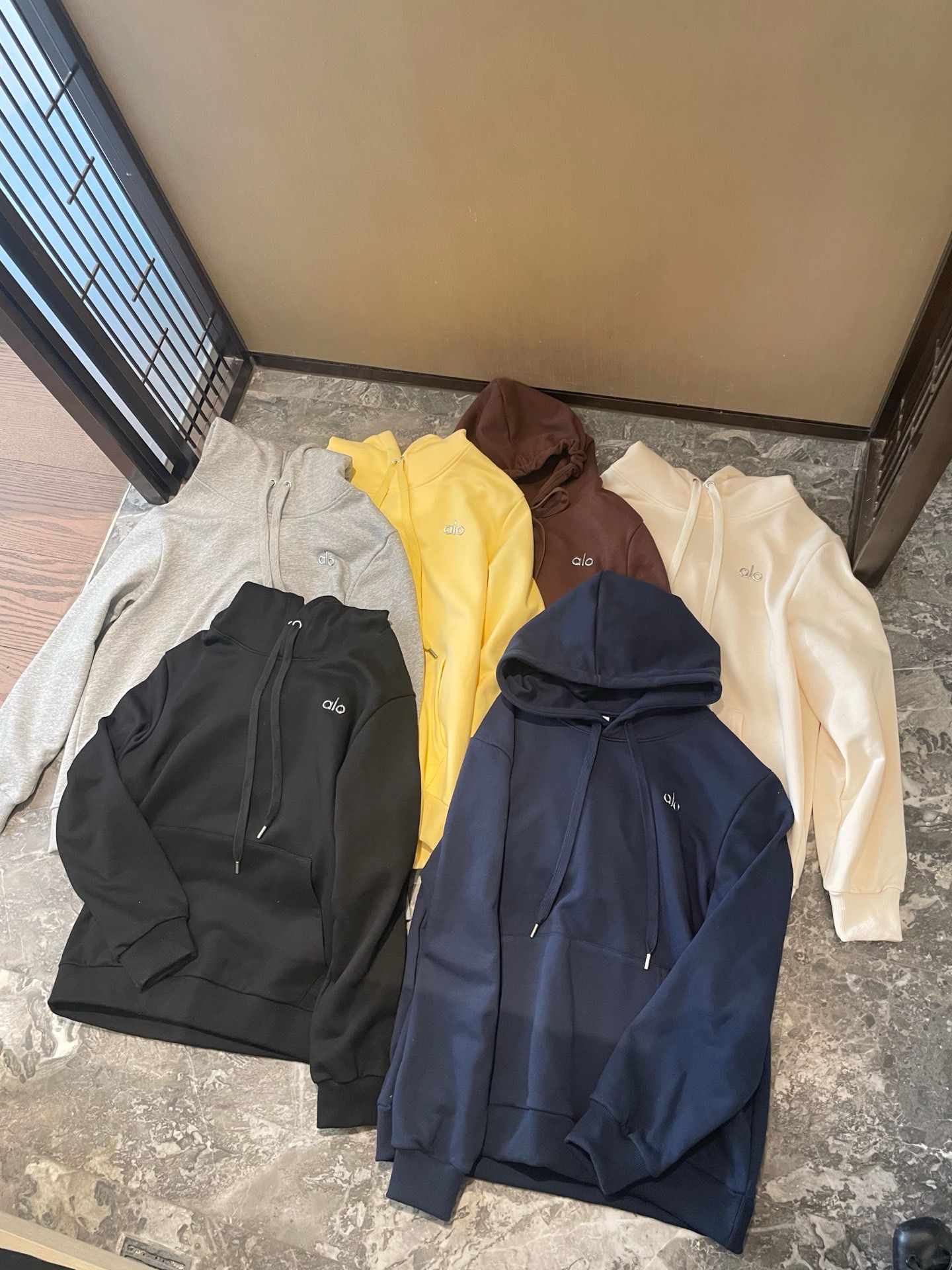 $230件。 Alo春季新款字母衛衣帽衫