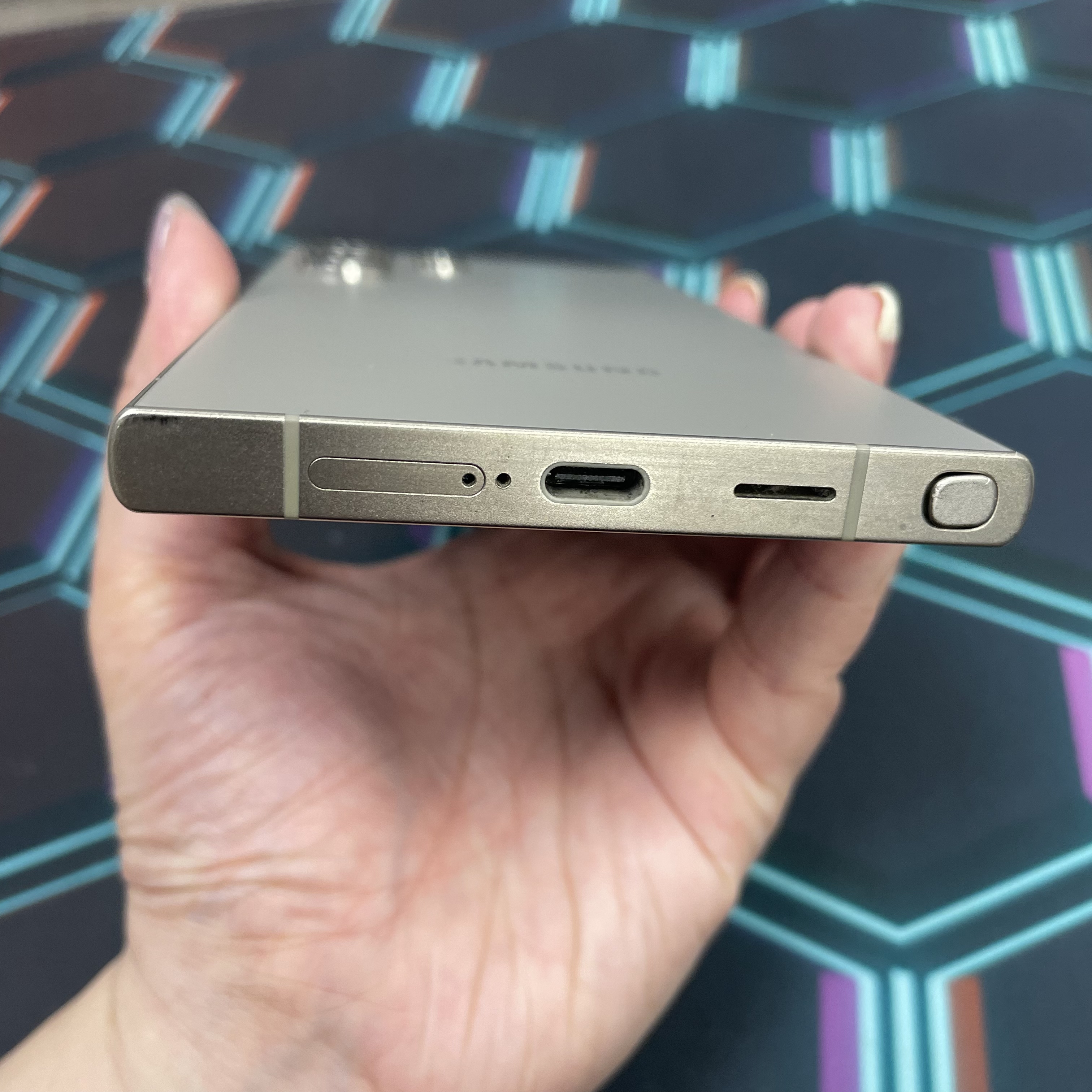 *6746 Galaxy S24 Ultra 勁靚機 12+1TB 銀色 sliver