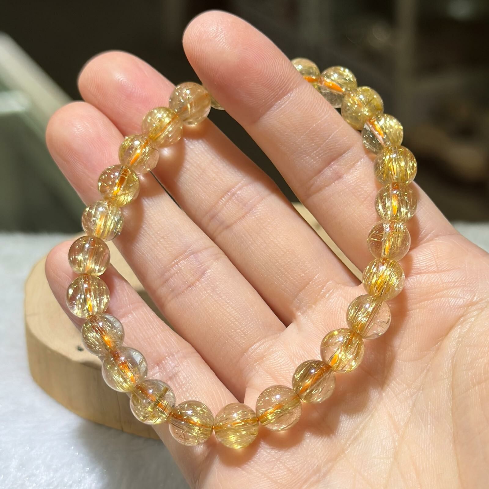 順髮✨金髮晶手串 7.5 mm +/-