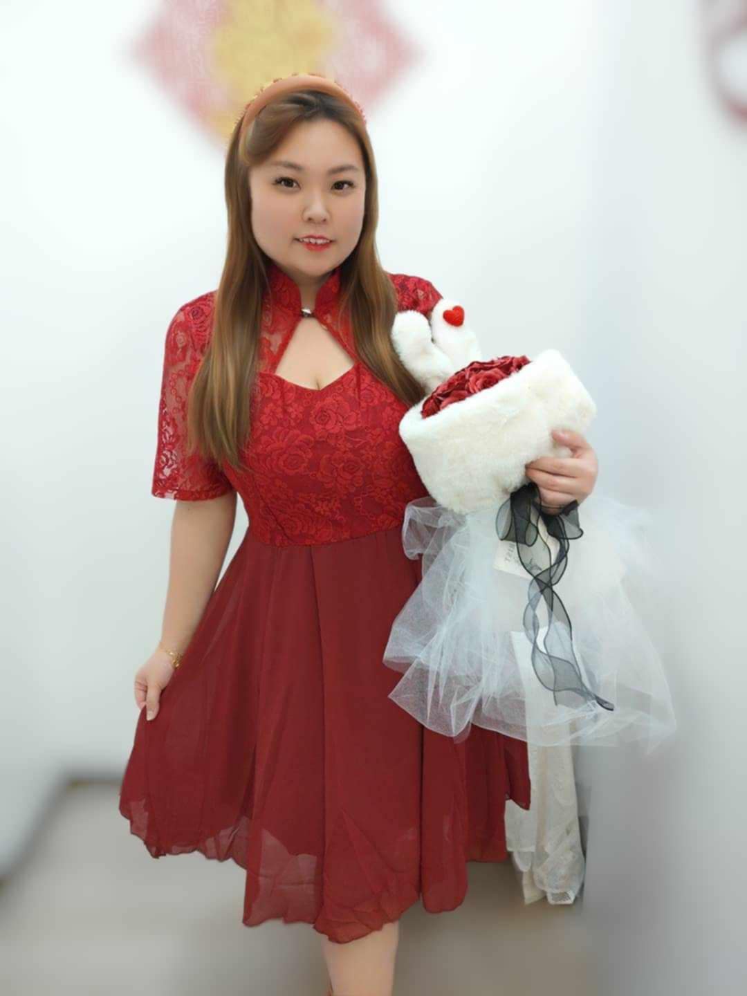 TT401 蕾丝镂空中式拼接连身裙