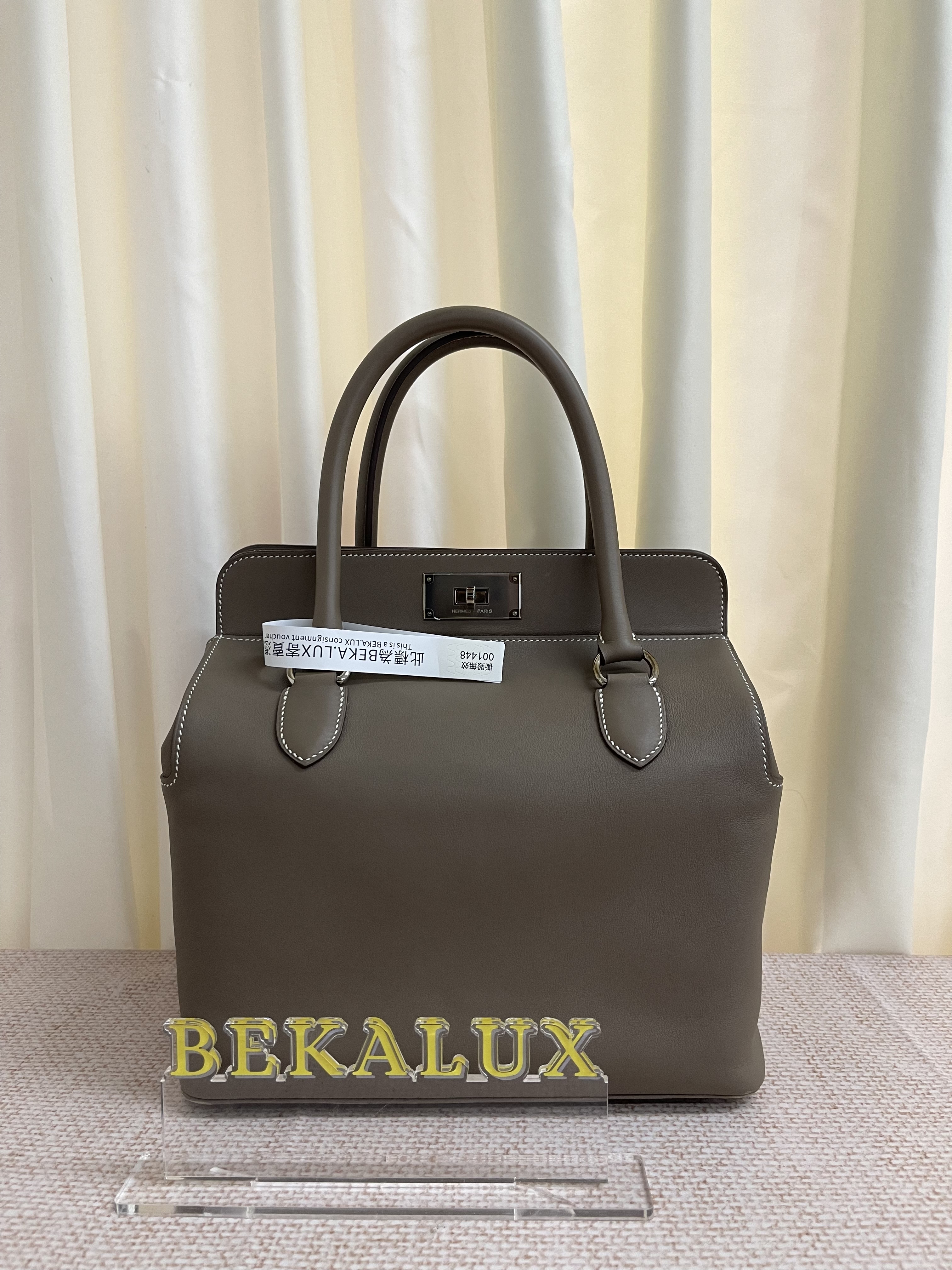 Pre-owned Hermes Toolbox 26/ Stamp R / Product Code: 26022101