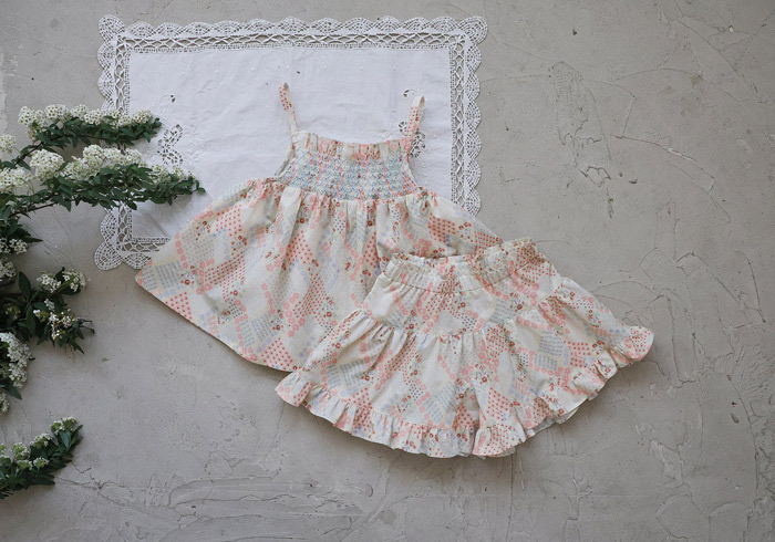 🇰🇷Puella_Flo吊帶上衣