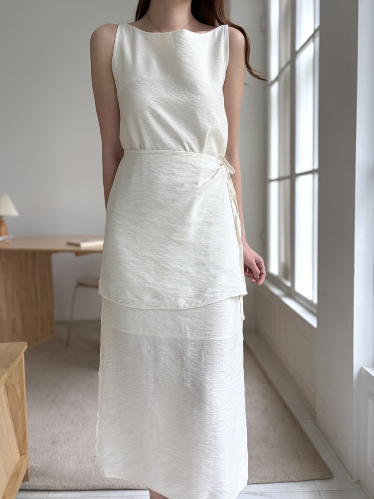 Boat Neck Layered Dress (Ivory)